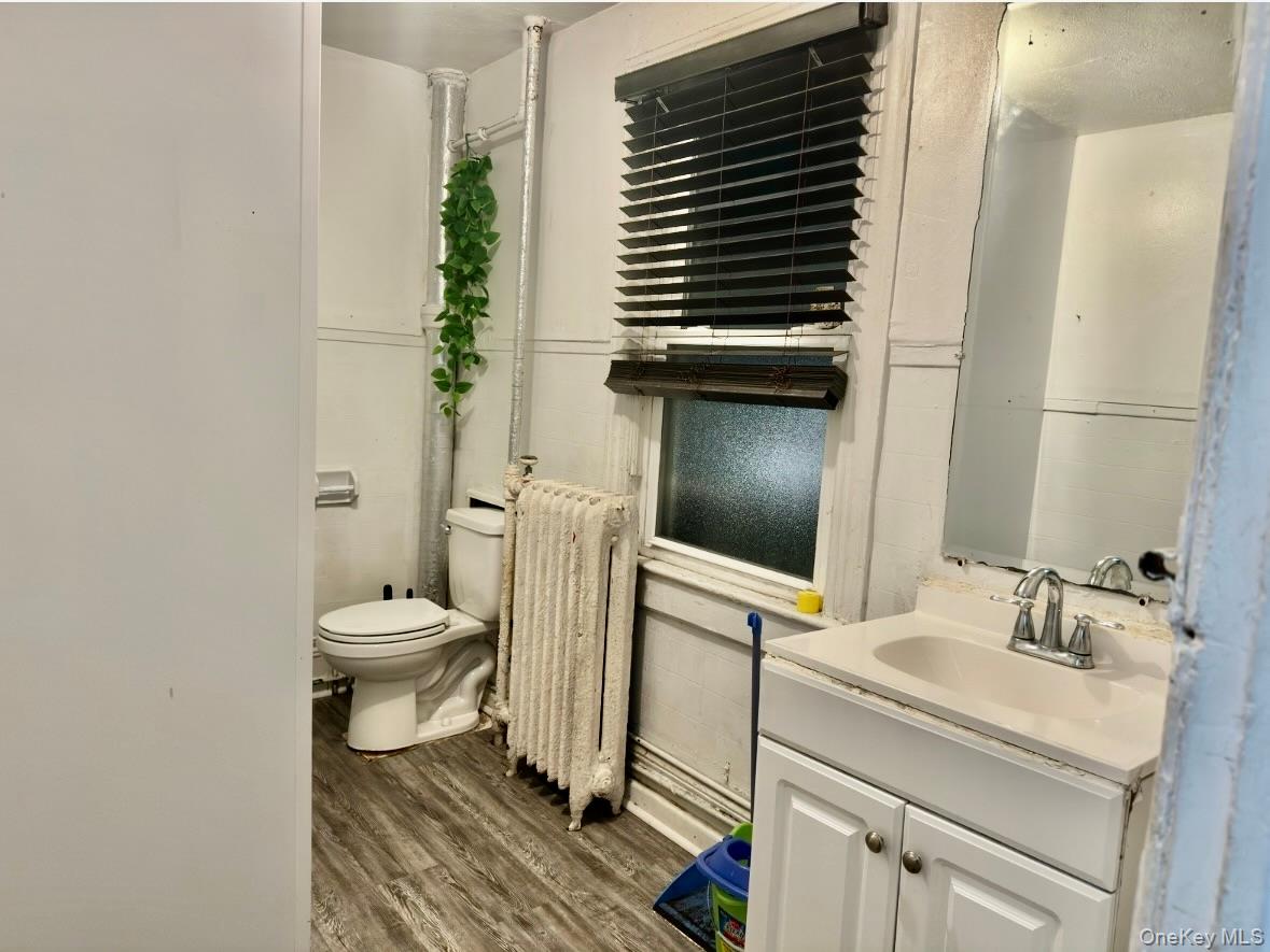 248 Lawrence Avenue, Lawrence, NY 11559