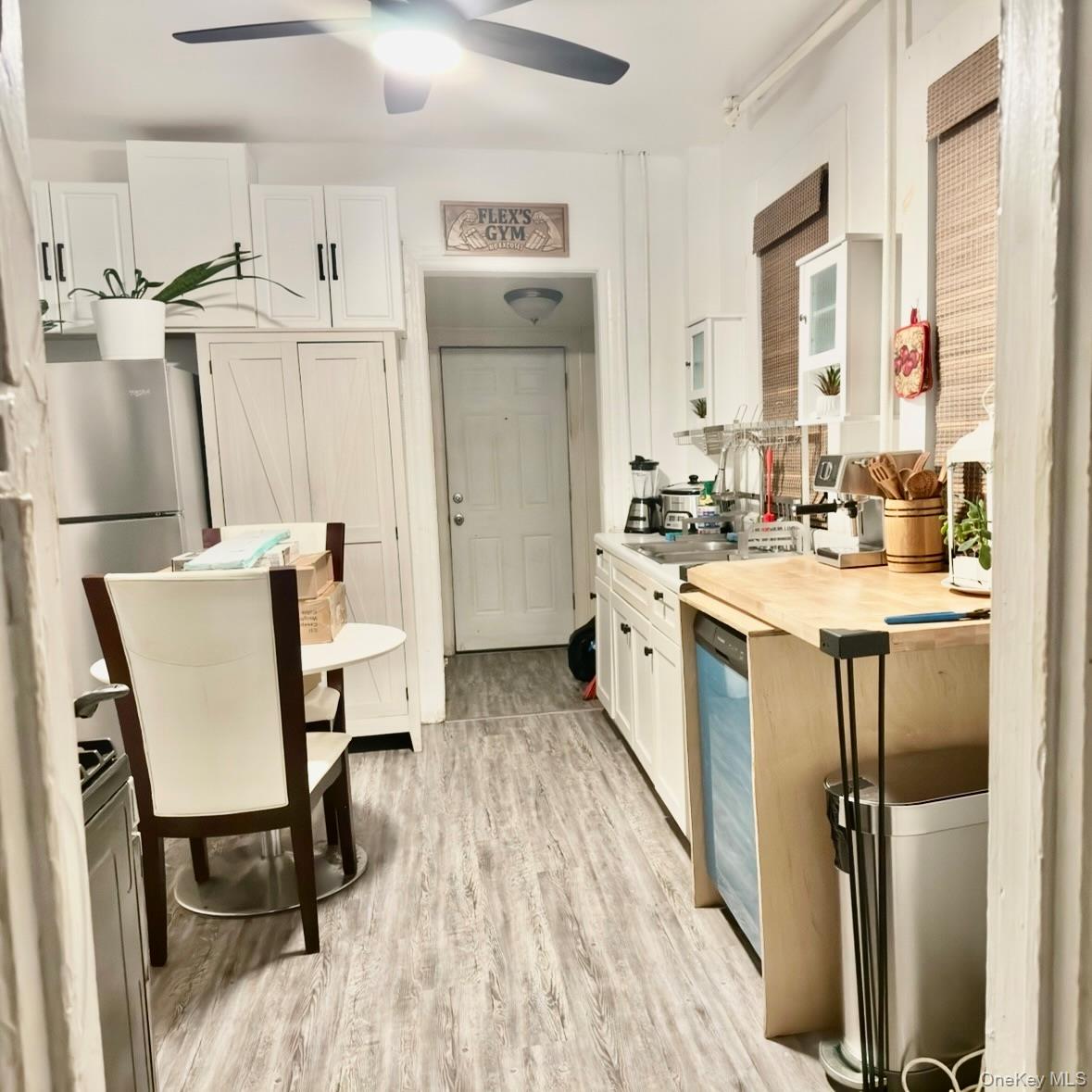 248 Lawrence Avenue, Lawrence, NY 11559