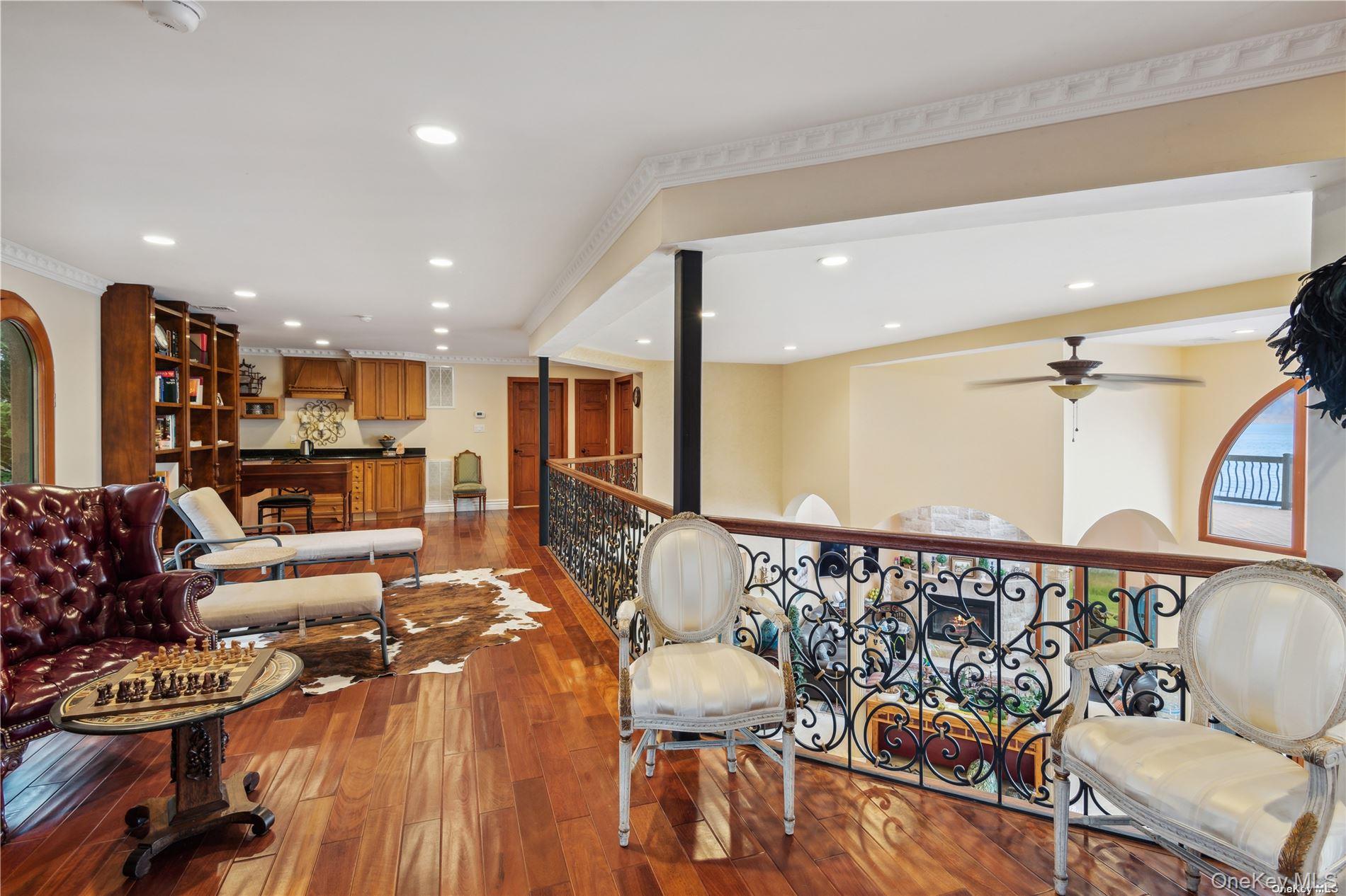 13 Seatuck Lane, Remsenburg, NY 11960