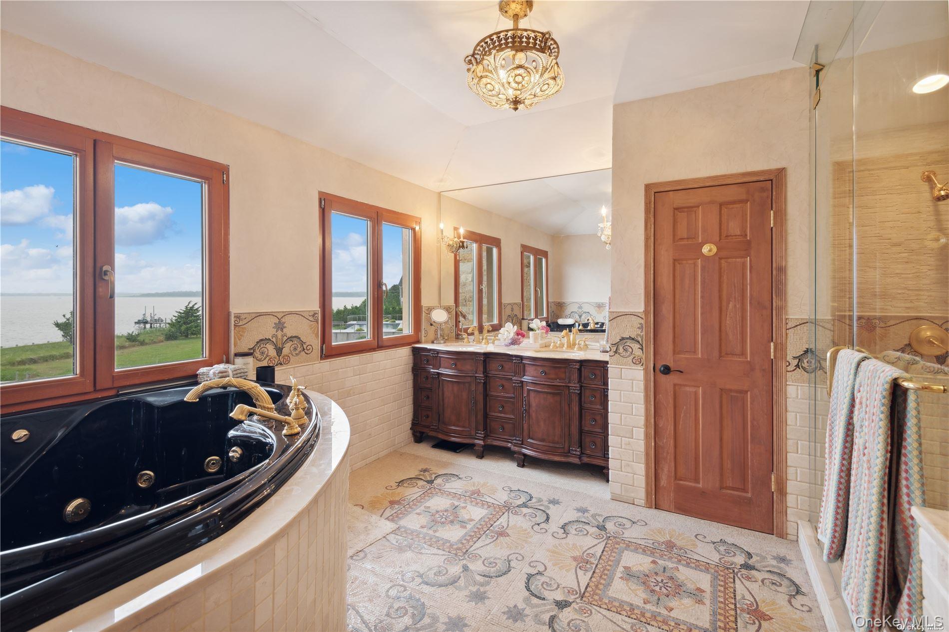 13 Seatuck Lane, Remsenburg, NY 11960