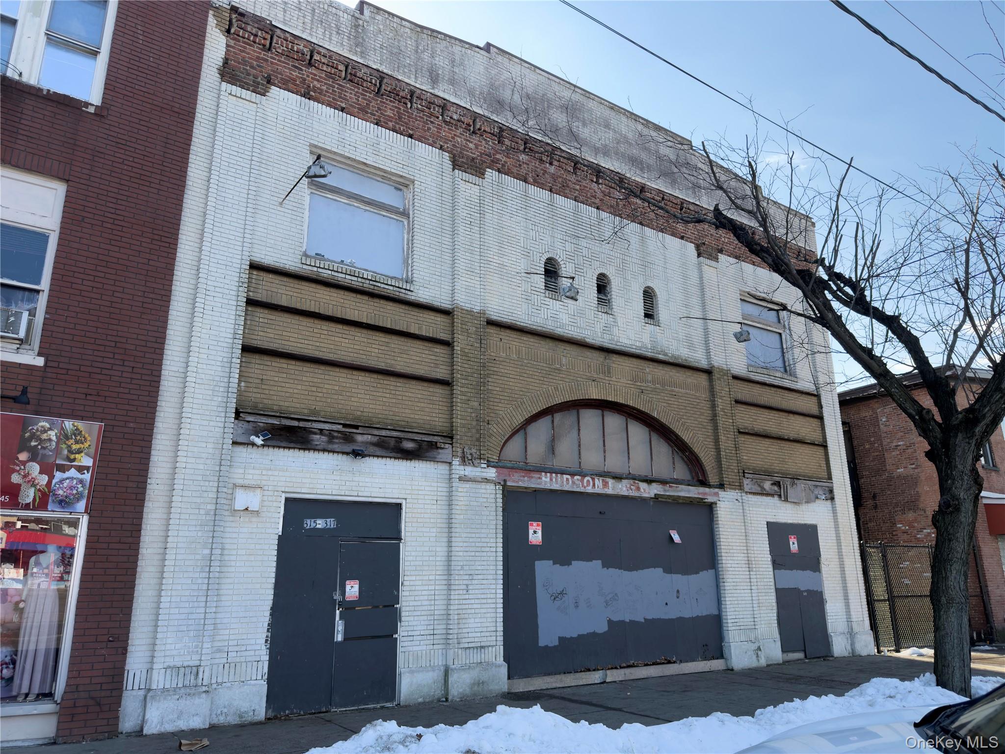 315 Broadway, Newburgh, NY 12550