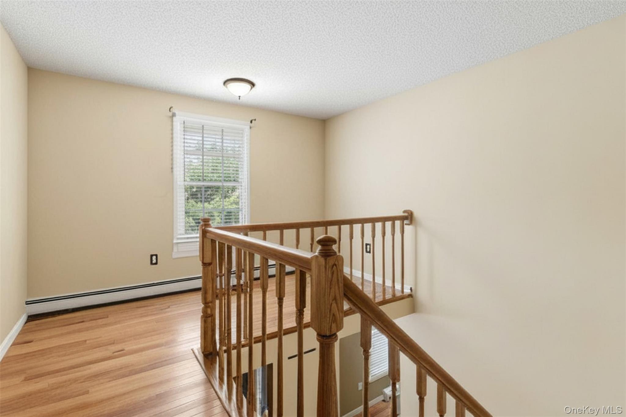 21 Foreston Circle, Manorville, NY 11949