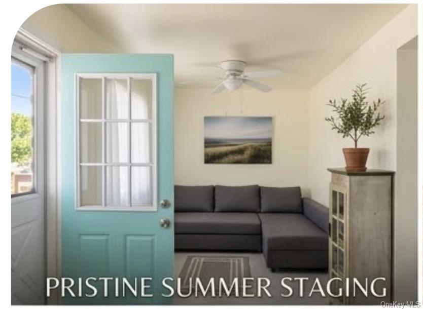 15 Cottage Road, Baiting Hollow, NY 11933