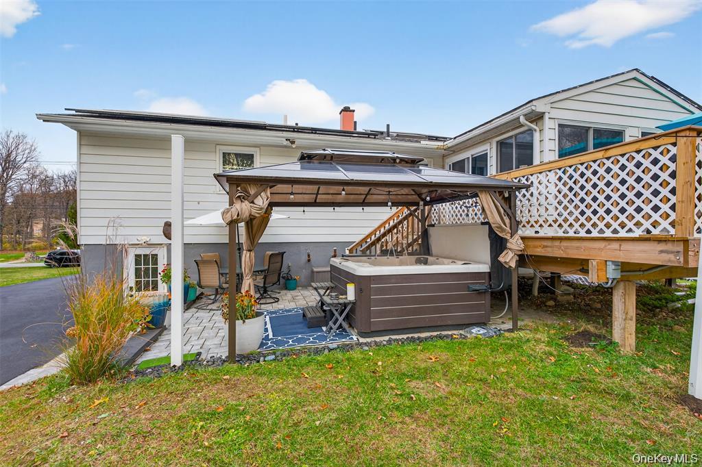 91 Velie Road, Lagrangeville, NY 12540