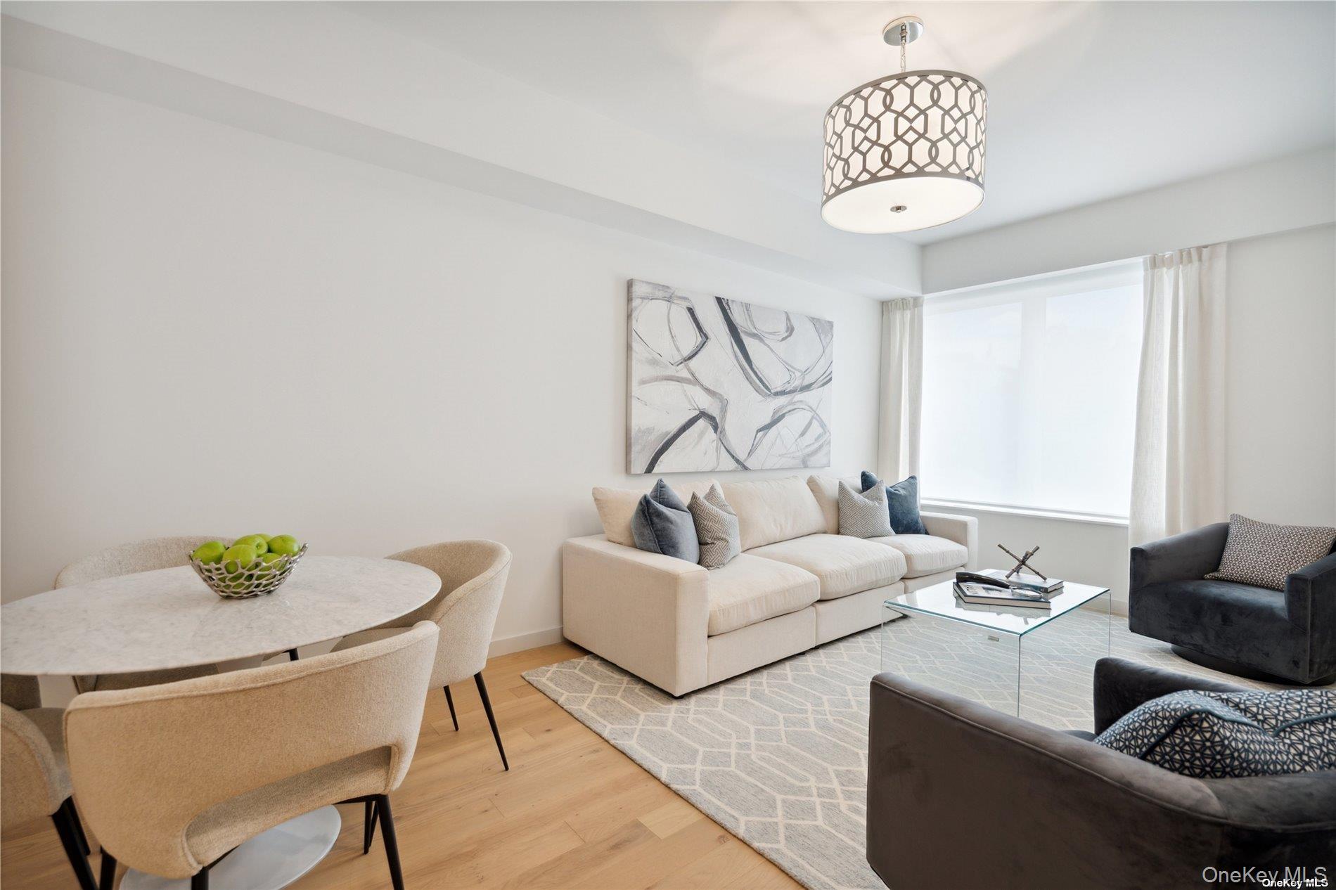 218 Middle Neck Road # 102, Great Neck, NY 11021