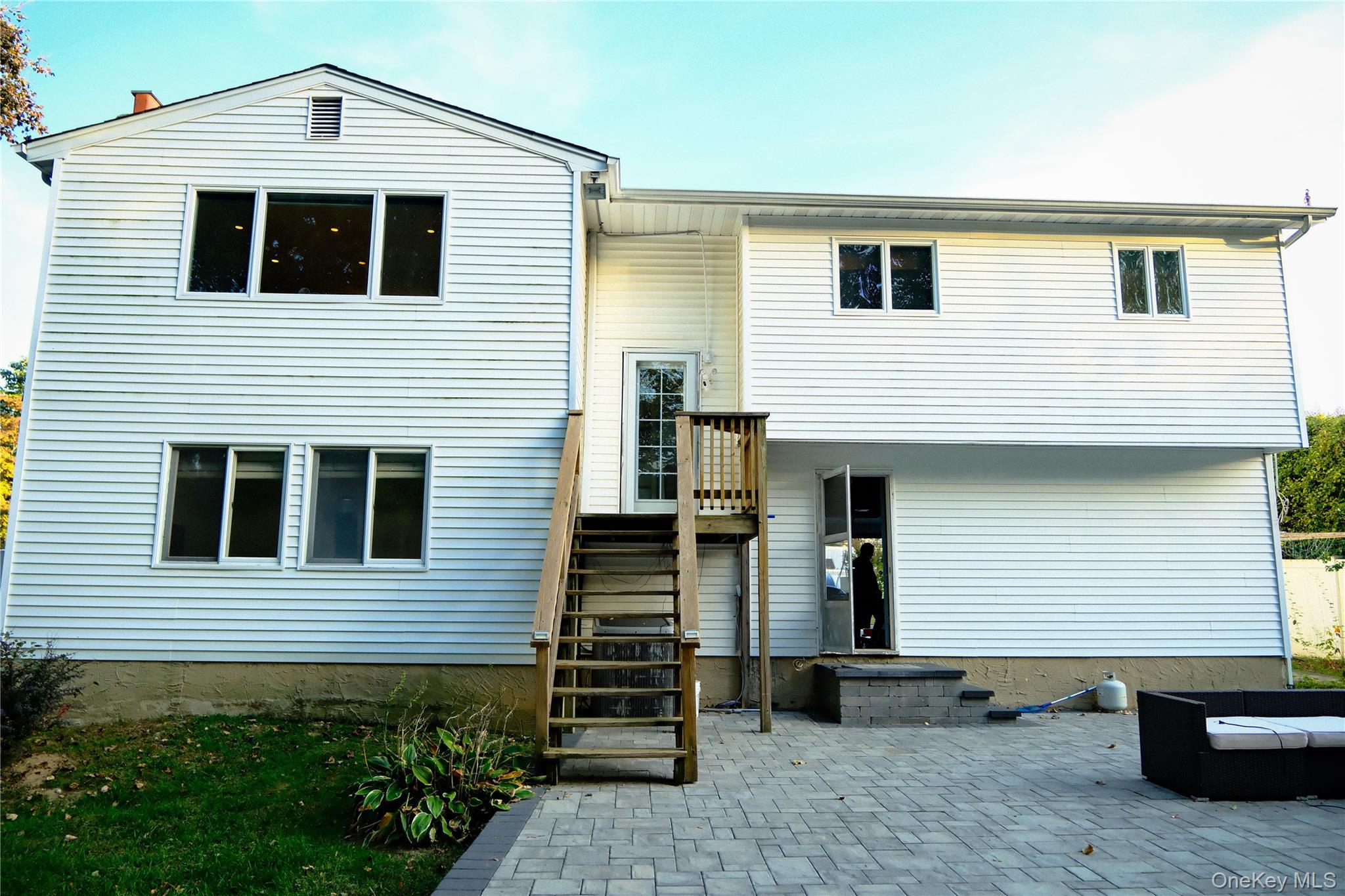 23 Bowman Lane, Kings Park, NY 11754