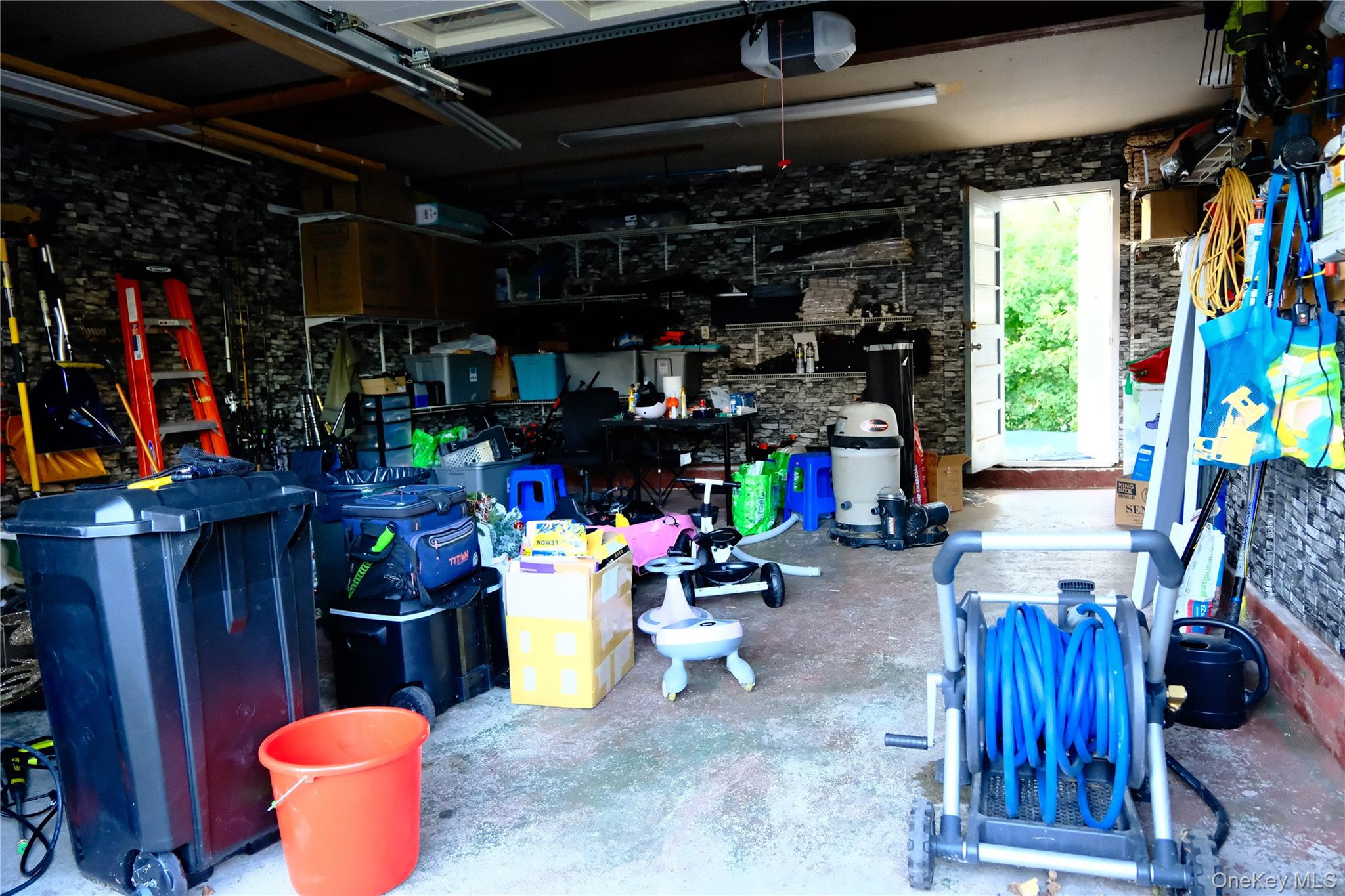 23 Bowman Lane, Kings Park, NY 11754