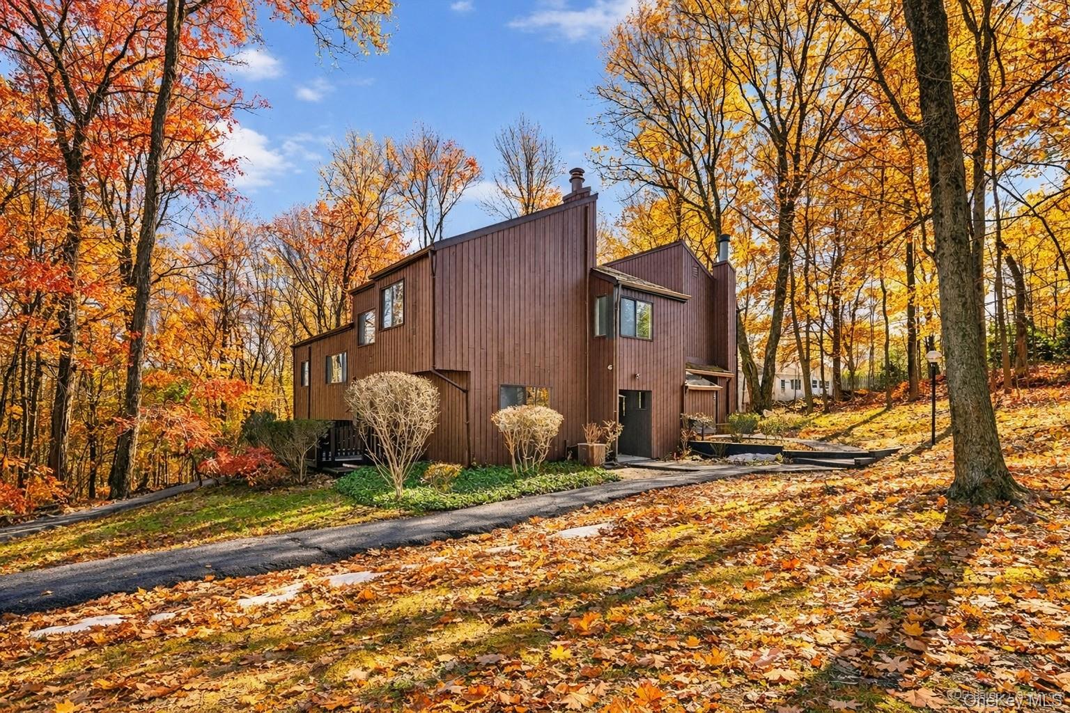 4 Aspen Court, Highland Mills, NY 10930