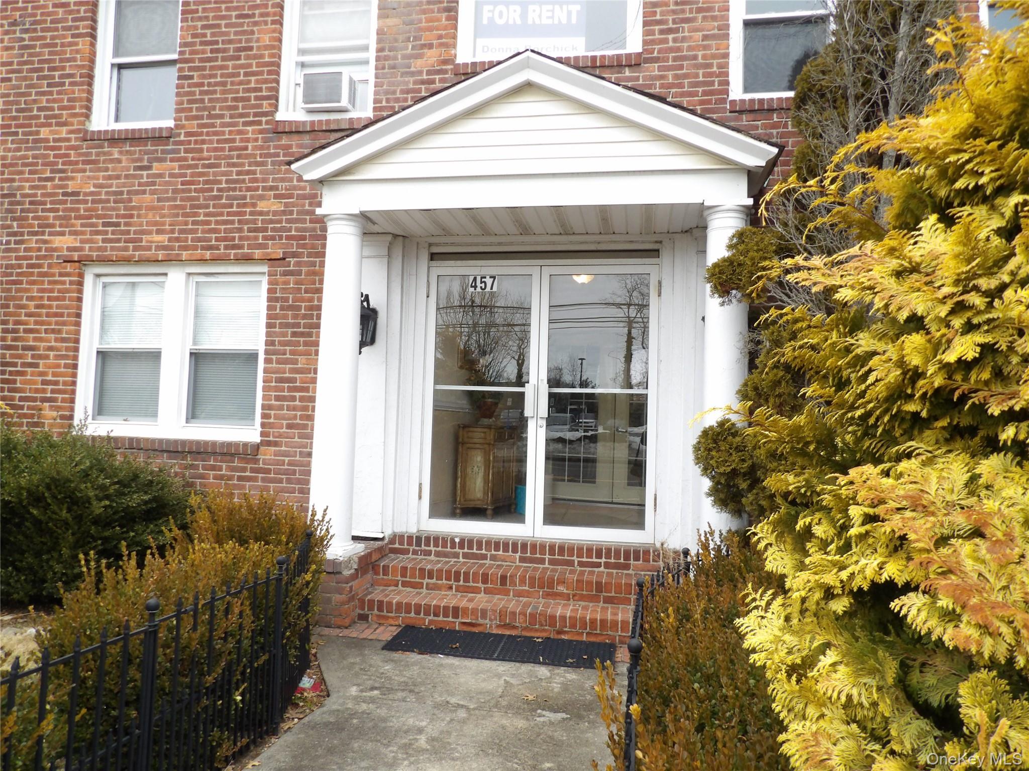 457 Montauk Highway # 8, West Islip, NY 11795