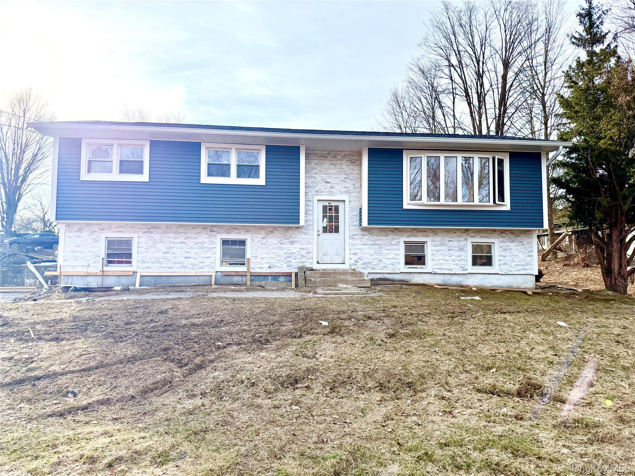 37 California Drive, Middletown, NY 10940