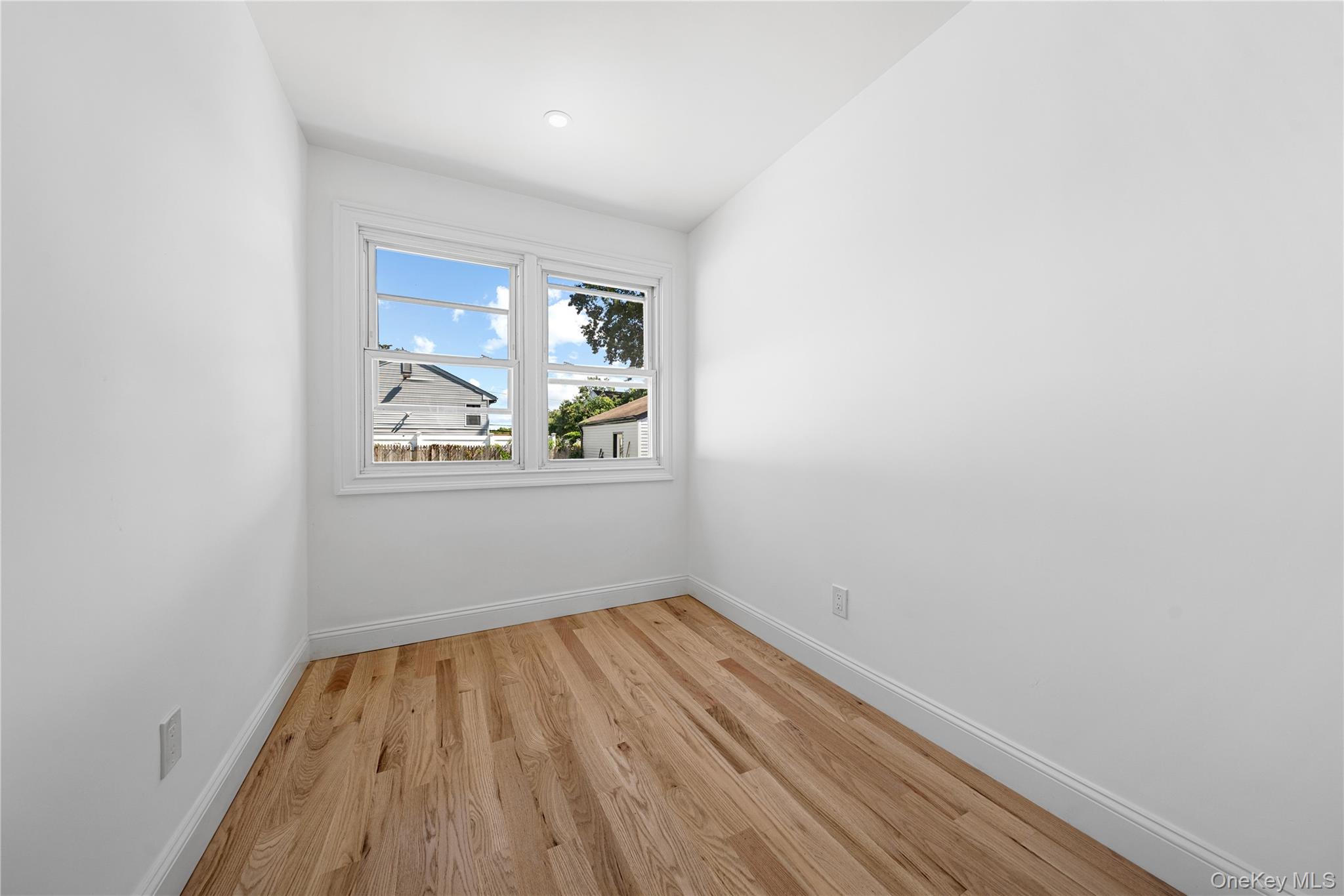 87 Parsons Drive, Hempstead, NY 11550