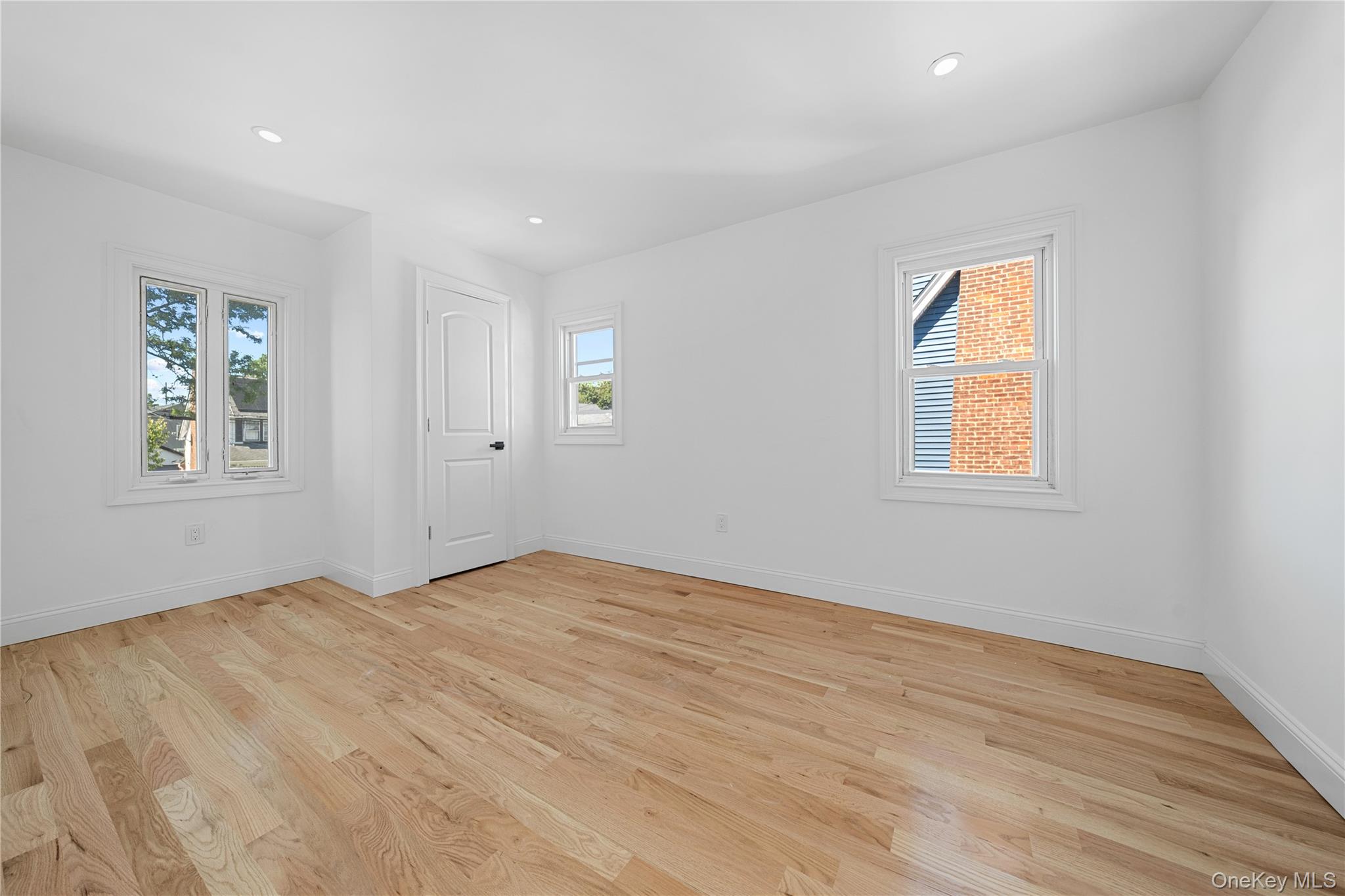 87 Parsons Drive, Hempstead, NY 11550