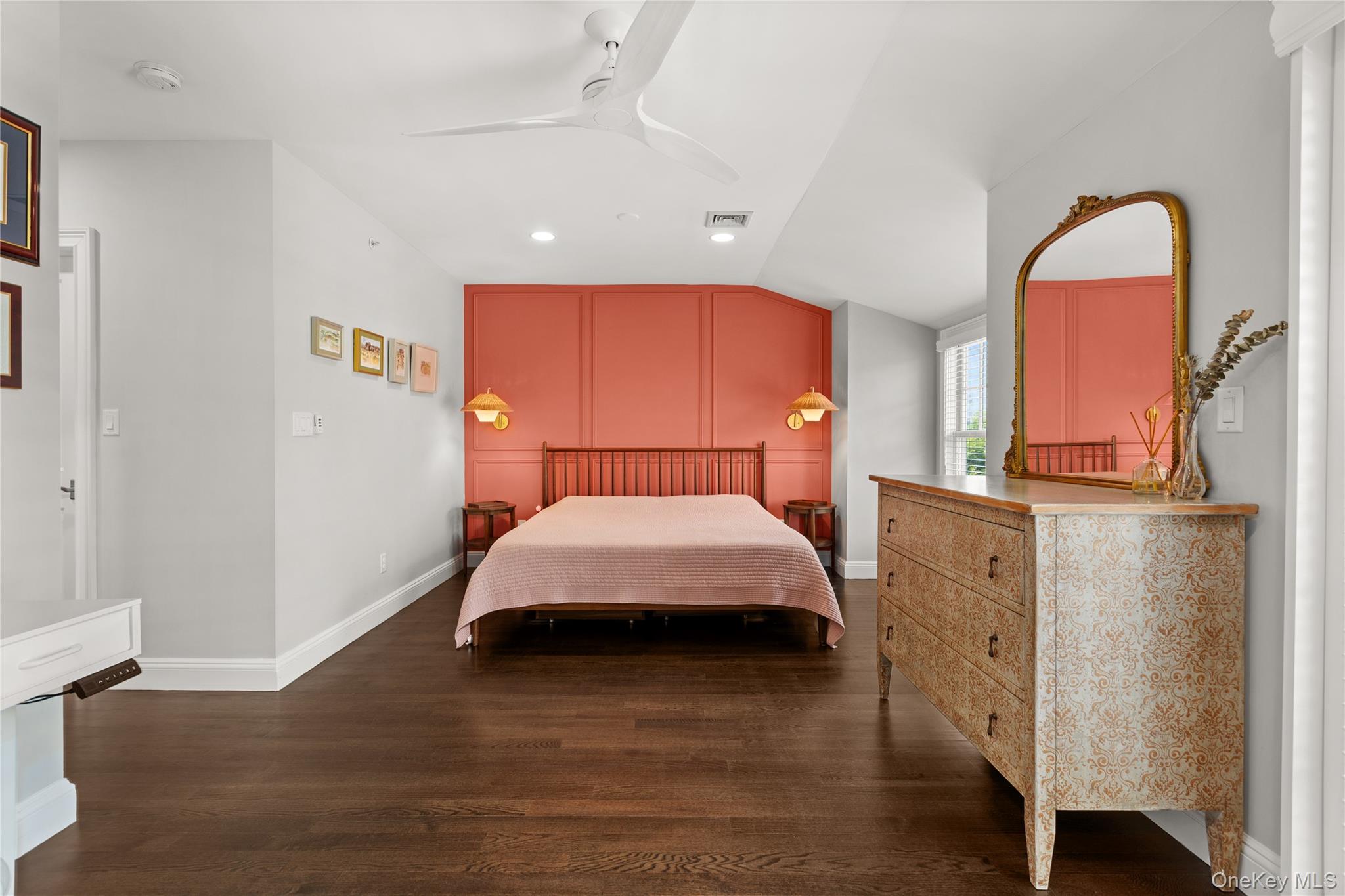 5 Rosebud Lane, Babylon, NY 11702