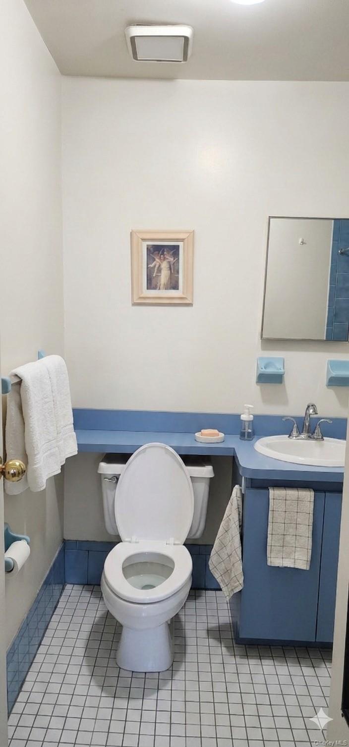 3169 Miles Avenue, Bronx, NY 10465