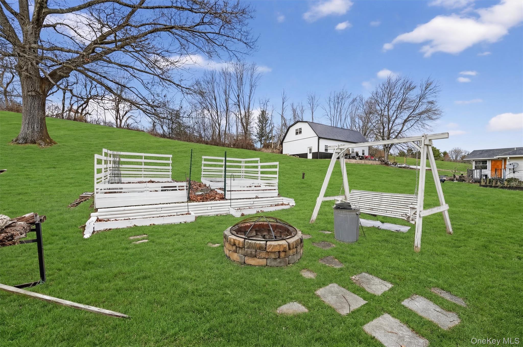 385 Route 284, Westtown, NY 10998