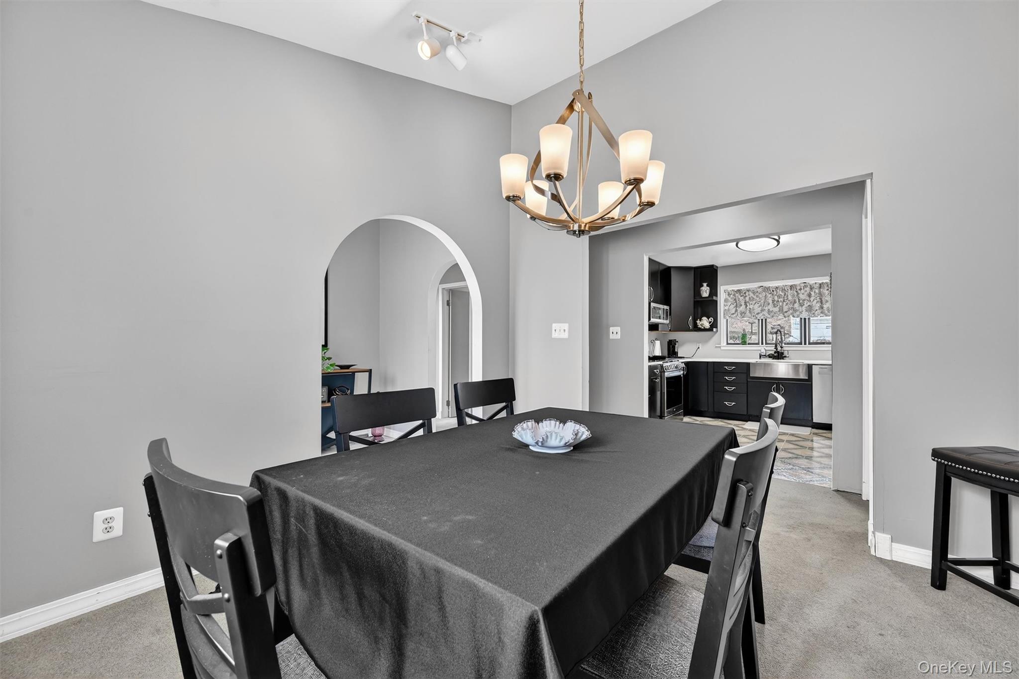 385 Route 284, Westtown, NY 10998