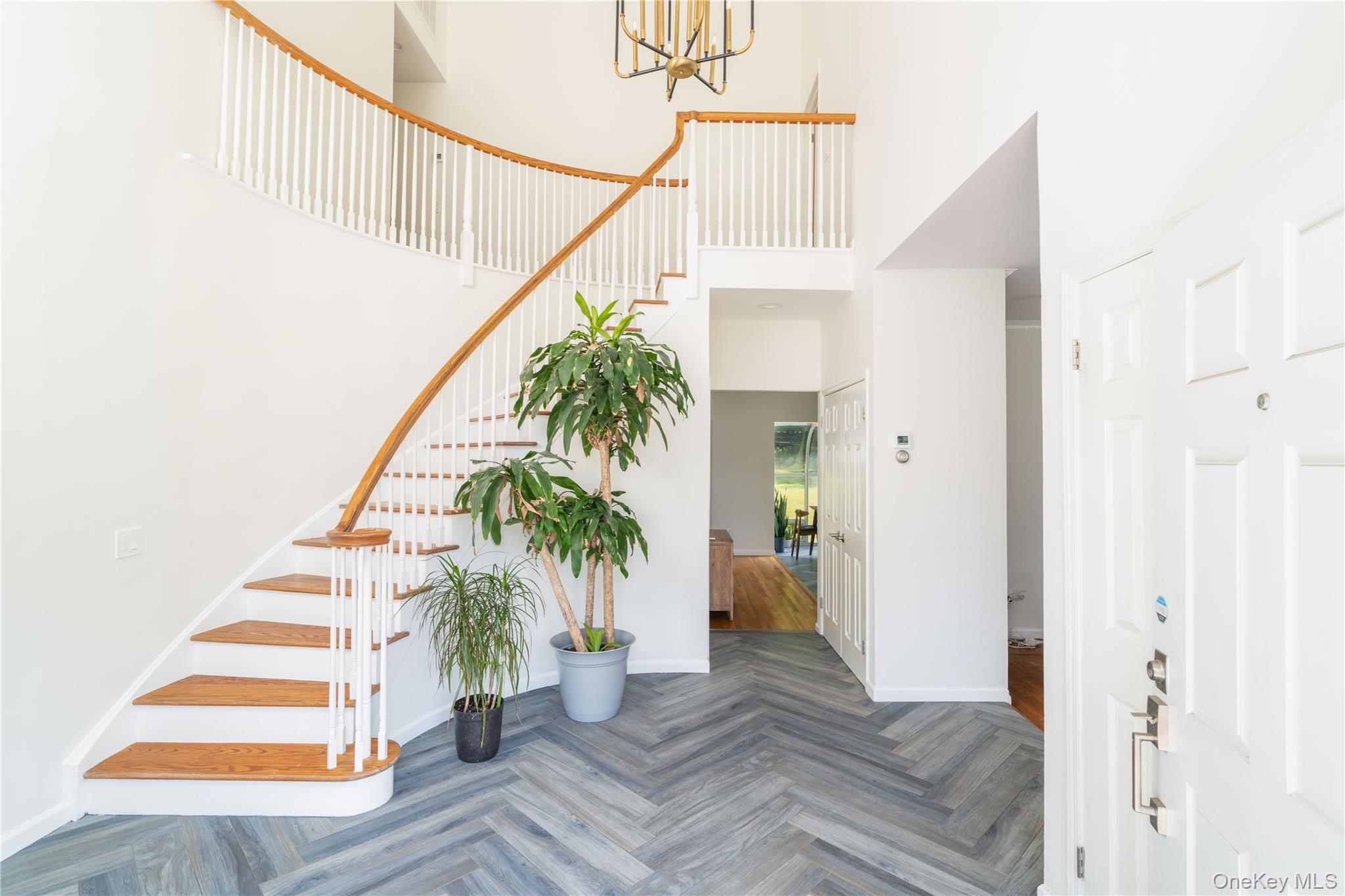 27 Valenza Lane, Blauvelt, NY 10913