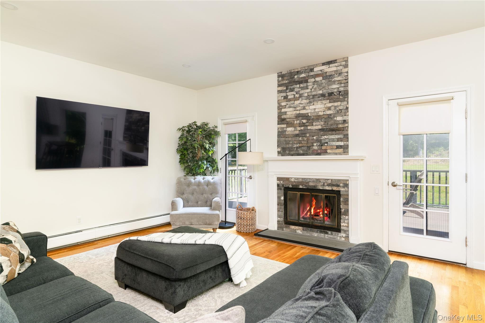 27 Valenza Lane, Blauvelt, NY 10913