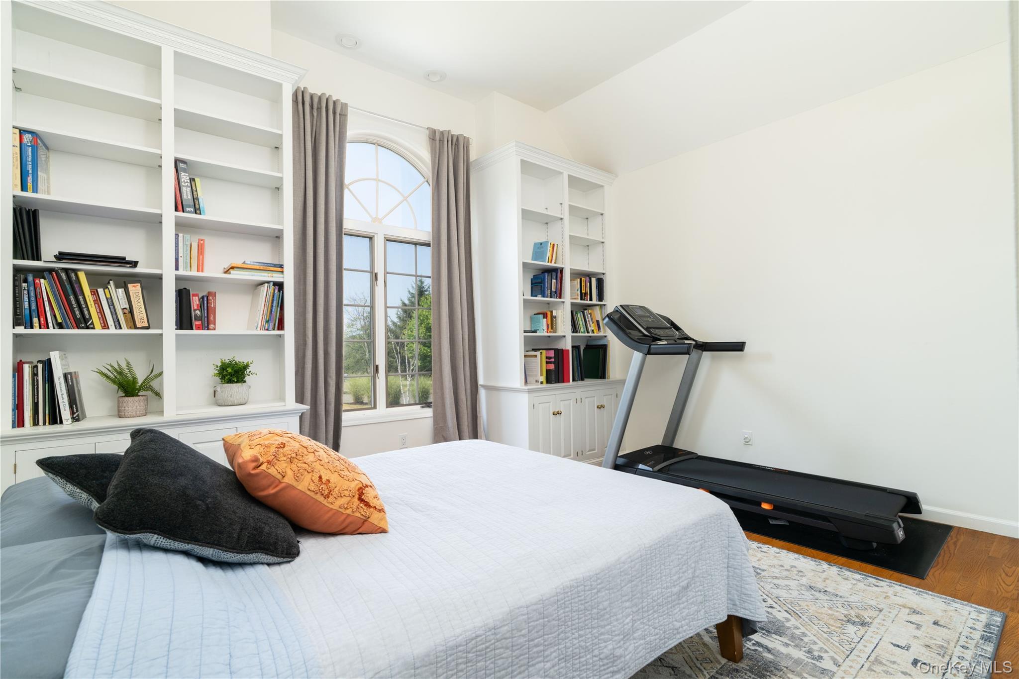 27 Valenza Lane, Blauvelt, NY 10913