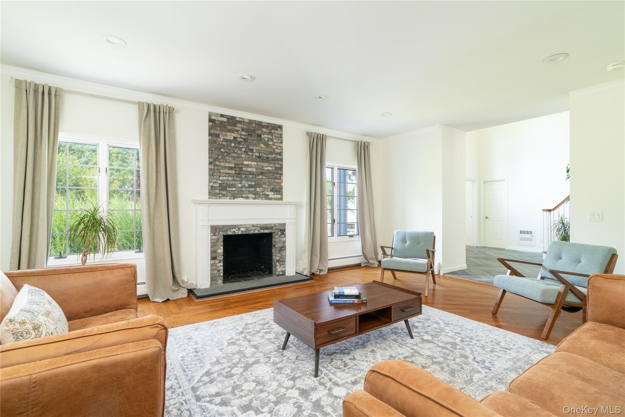 27 Valenza Lane, Blauvelt, NY 10913