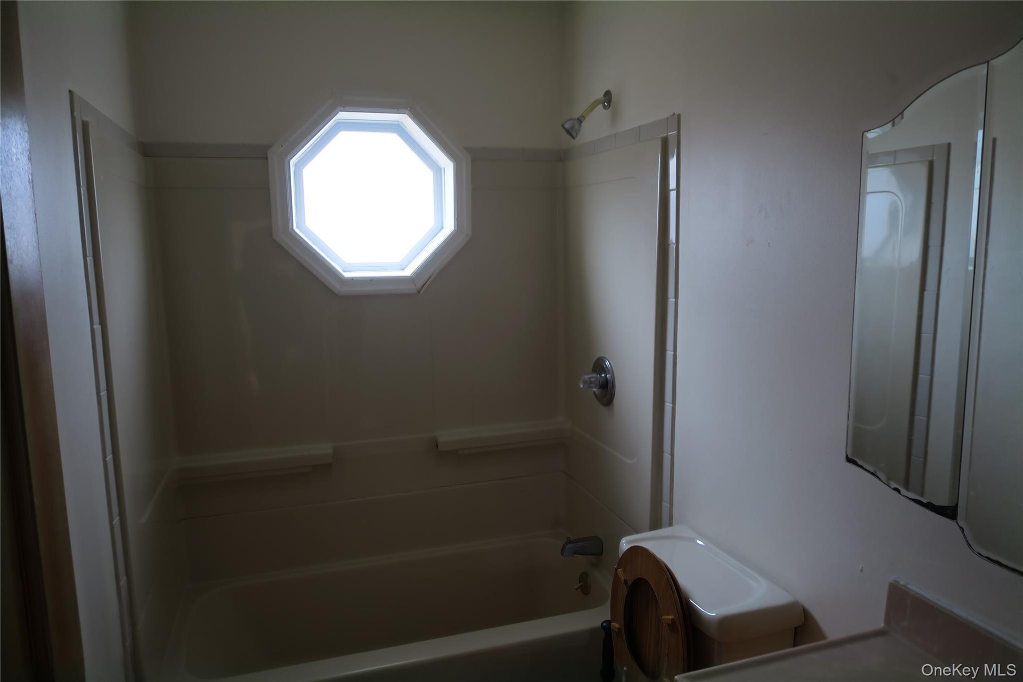 173 Aspen Road, Mastic Beach, NY 11951