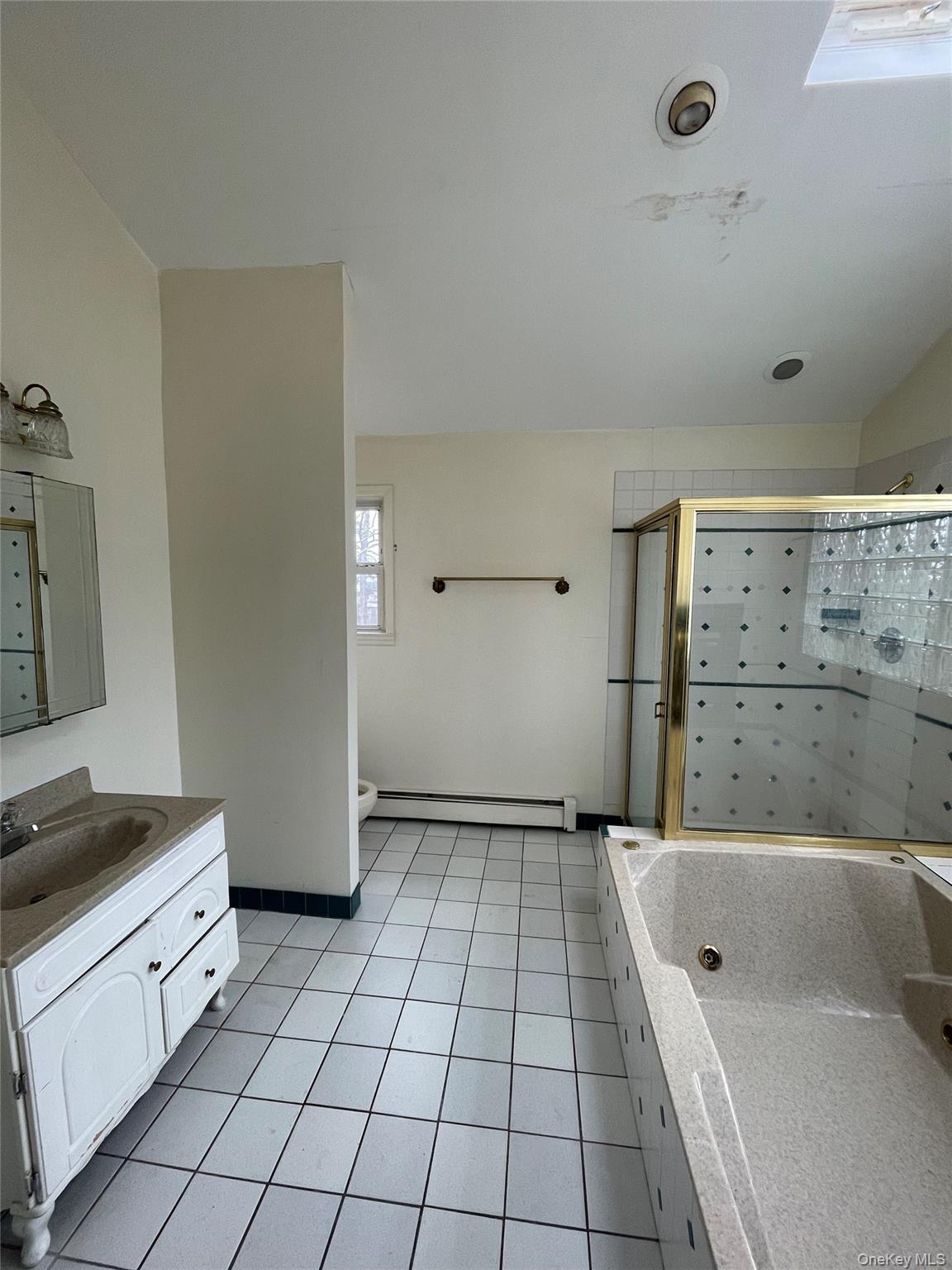 173 Aspen Road, Mastic Beach, NY 11951