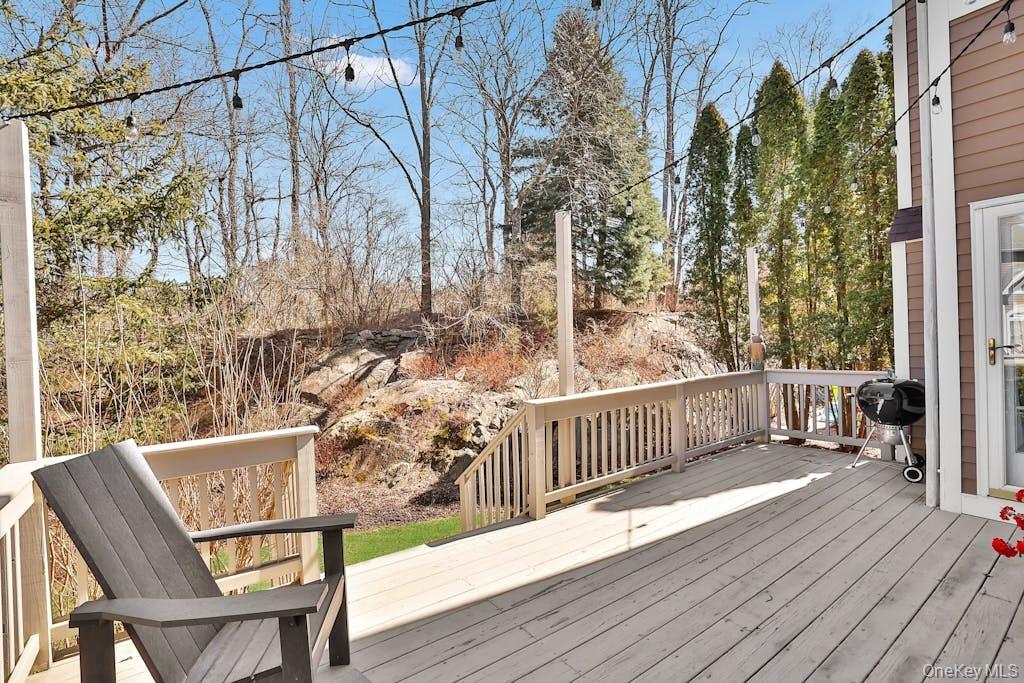 8 Caruso Place, Armonk, NY 10504