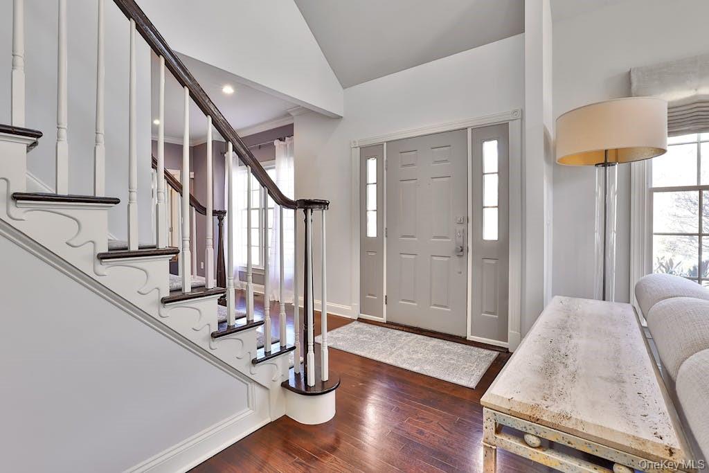 8 Caruso Place, Armonk, NY 10504