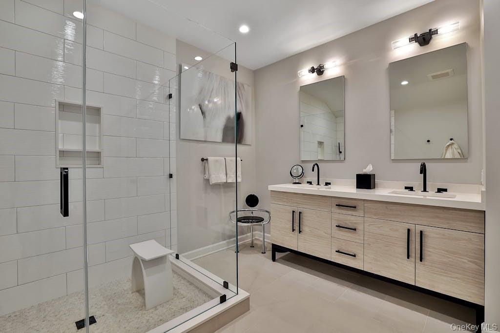 8 Caruso Place, Armonk, NY 10504