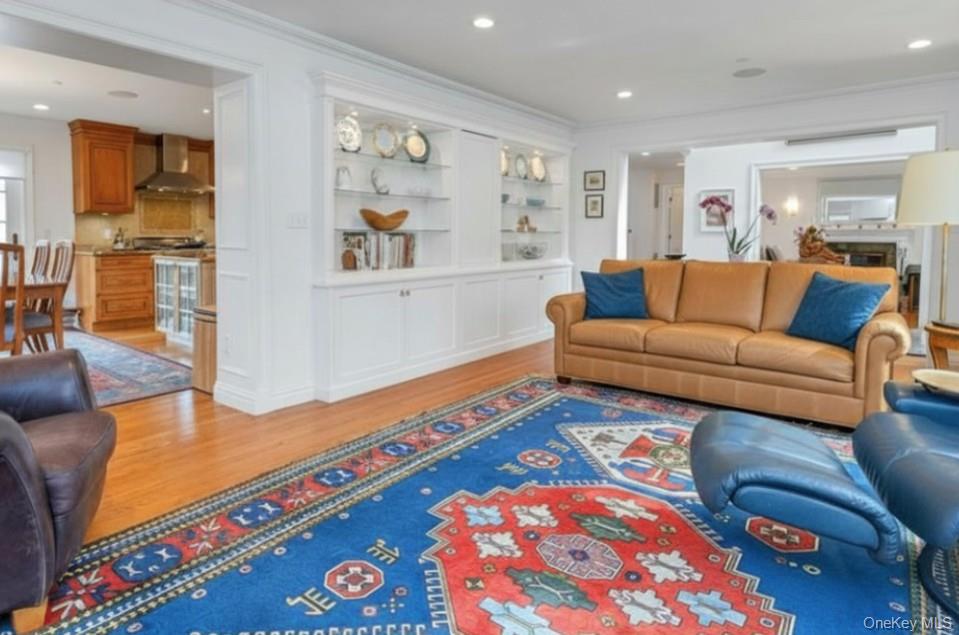 34 Hemlock Drive, Sleepy Hollow, NY 10591