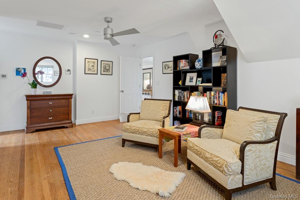 34 Hemlock Drive, Sleepy Hollow, NY 10591