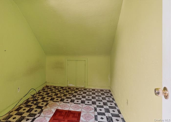 271 Ivy Street, West Hempstead, NY 11552