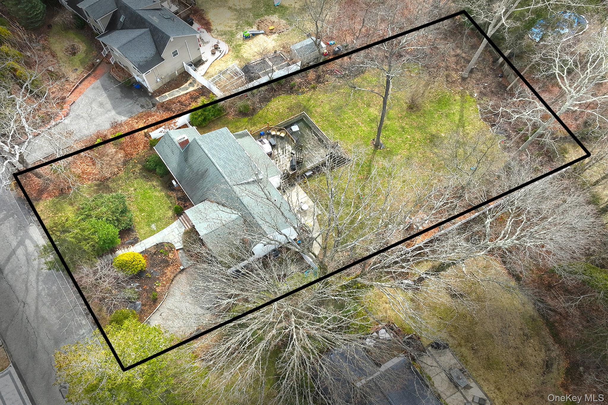 8 Sherwood Drive, Huntington, NY 11743