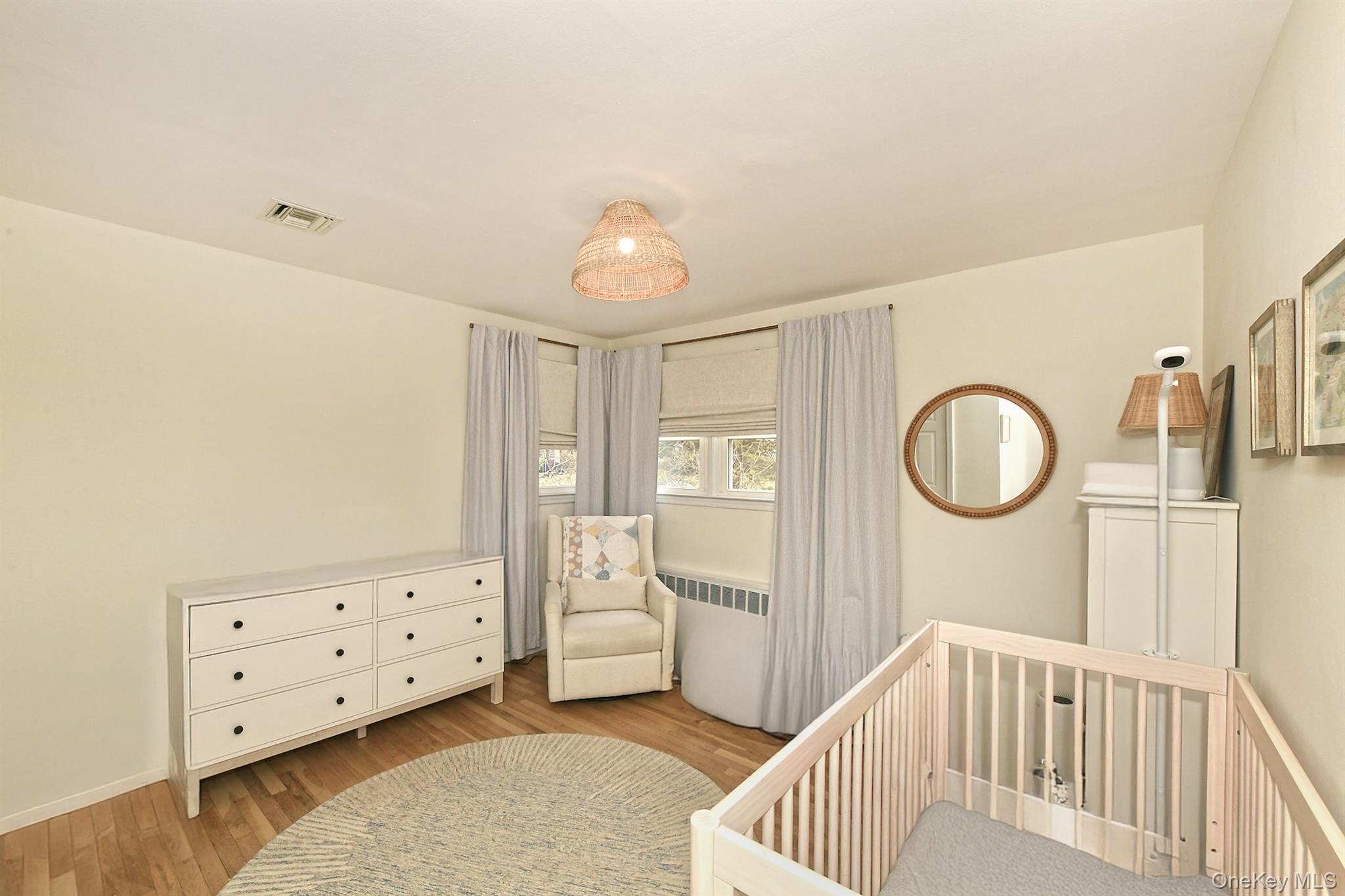 8 Sherwood Drive, Huntington, NY 11743