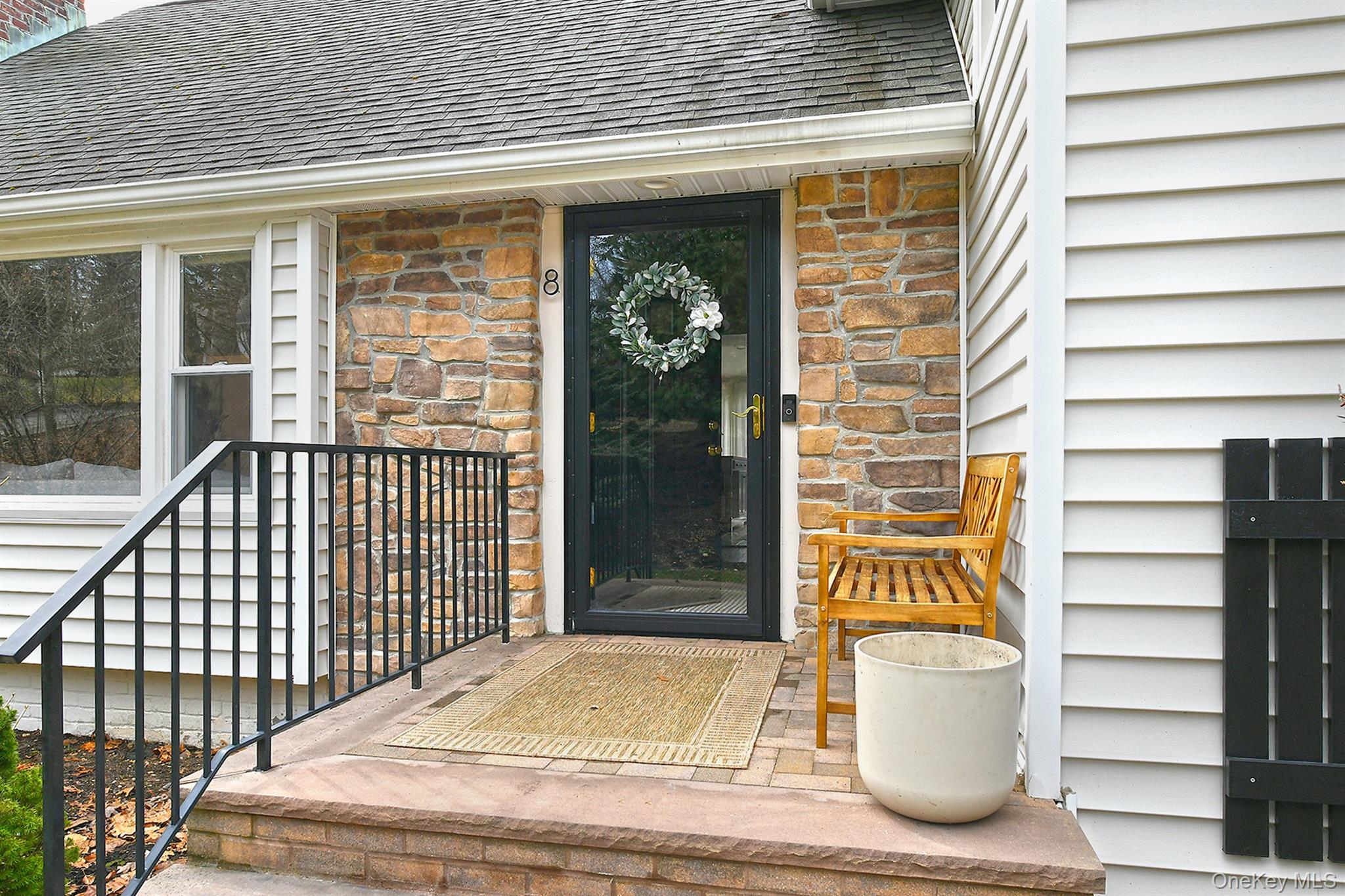 8 Sherwood Drive, Huntington, NY 11743