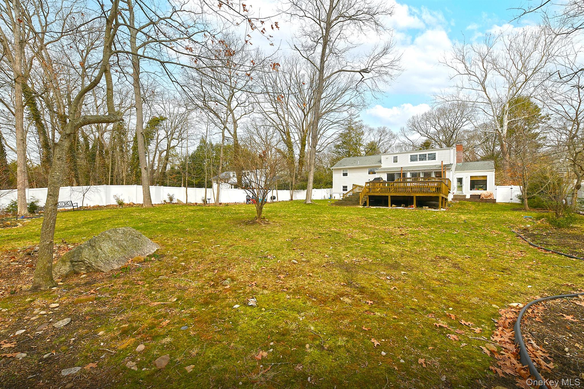 8 Sherwood Drive, Huntington, NY 11743