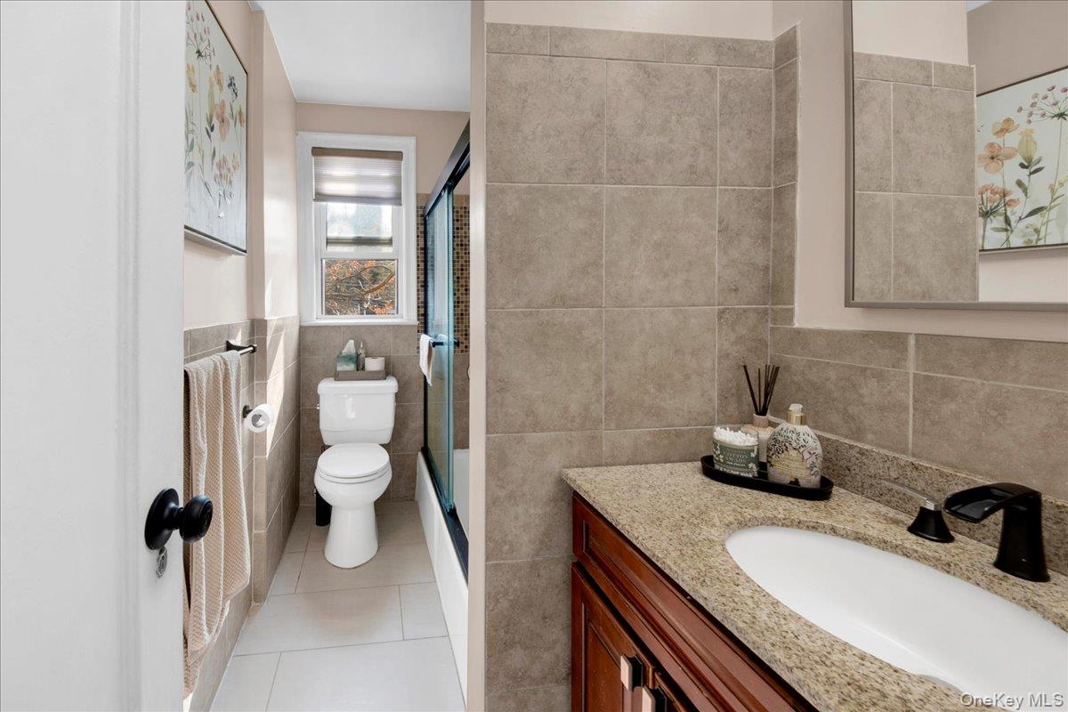 3 Sentry Place # 2A, Scarsdale, NY 10583