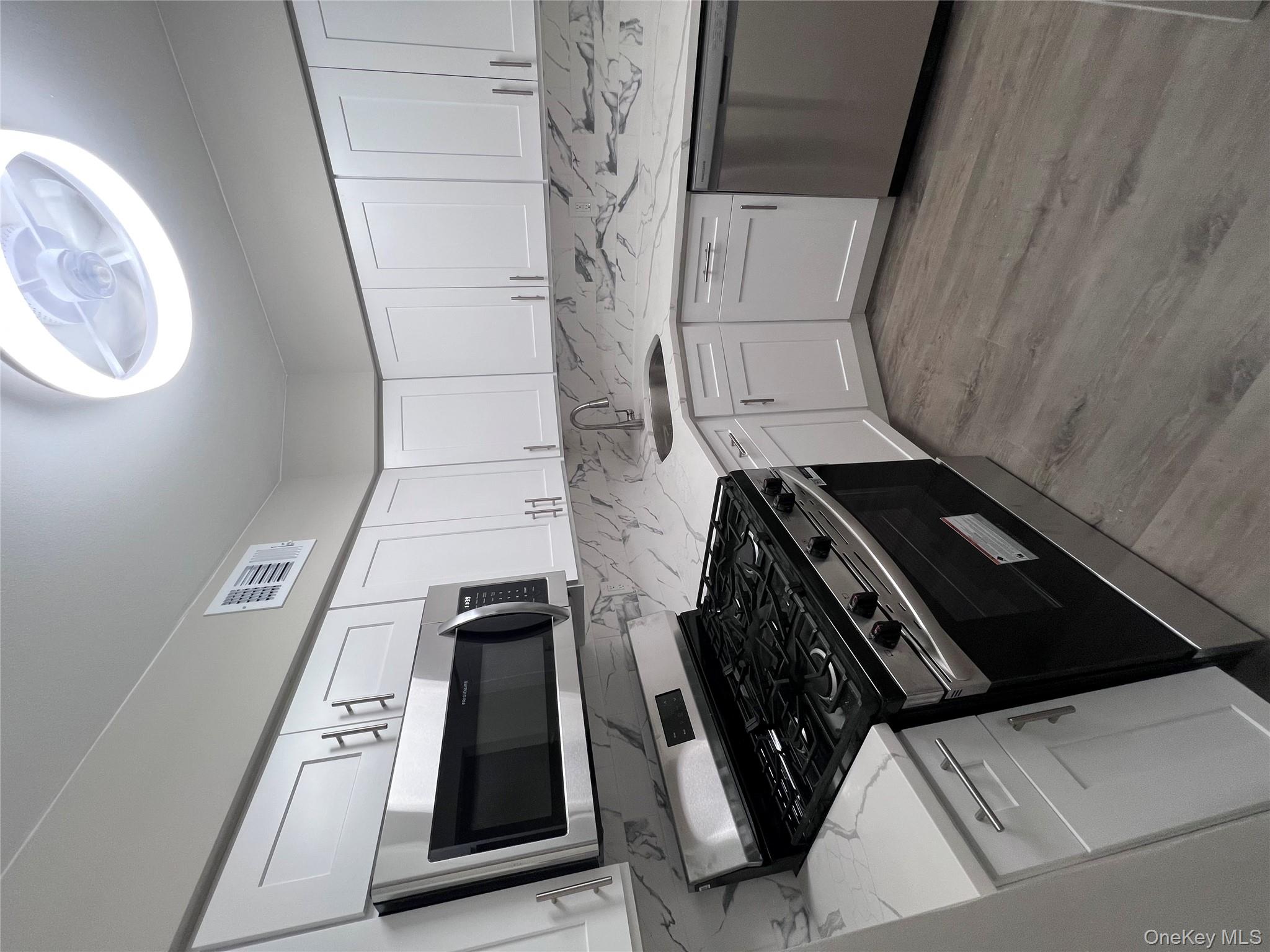 305 Fairview Circle, Middle Island, NY 11953