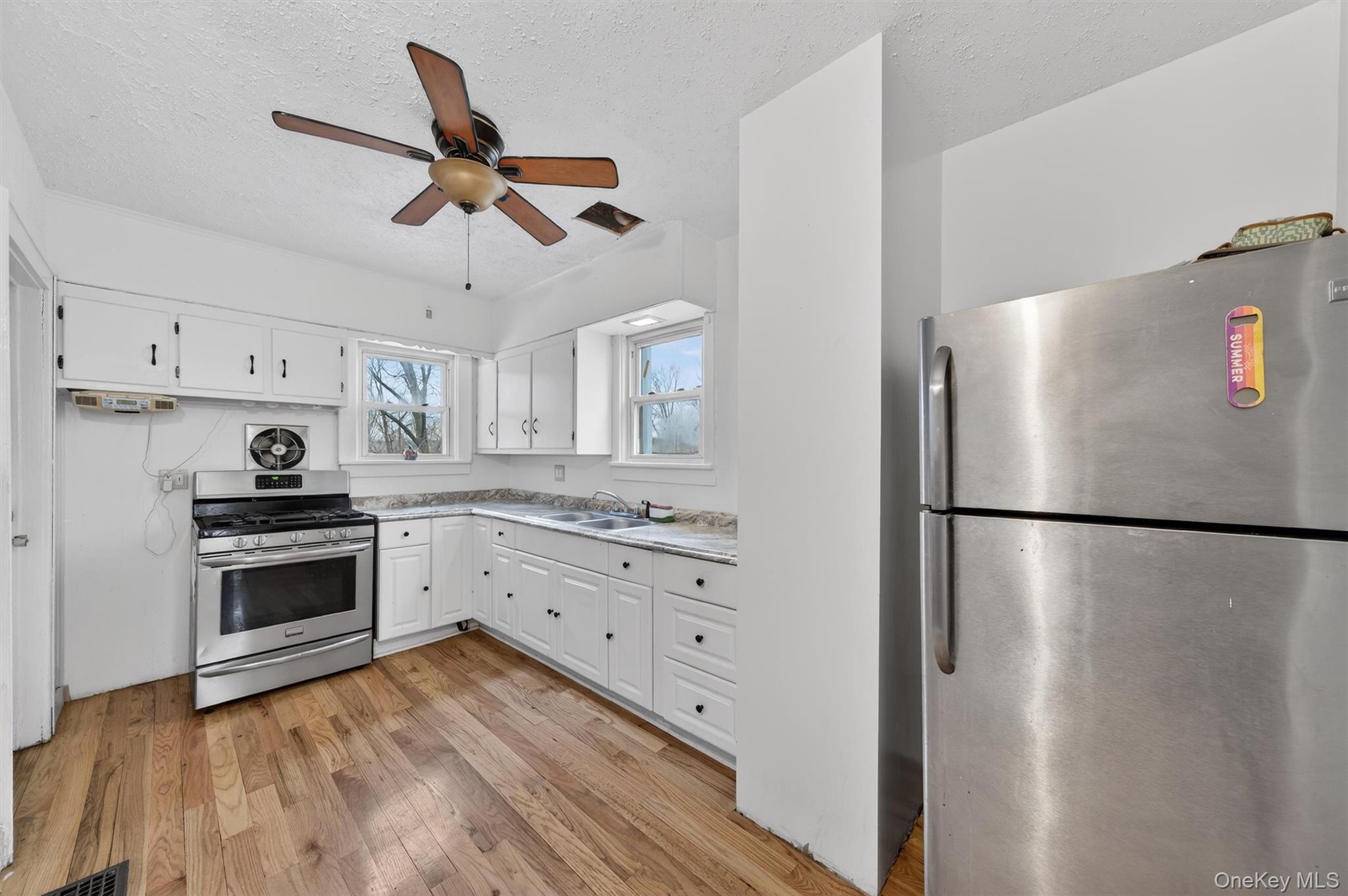 29 Lafayette Avenue, Middletown, NY 10940