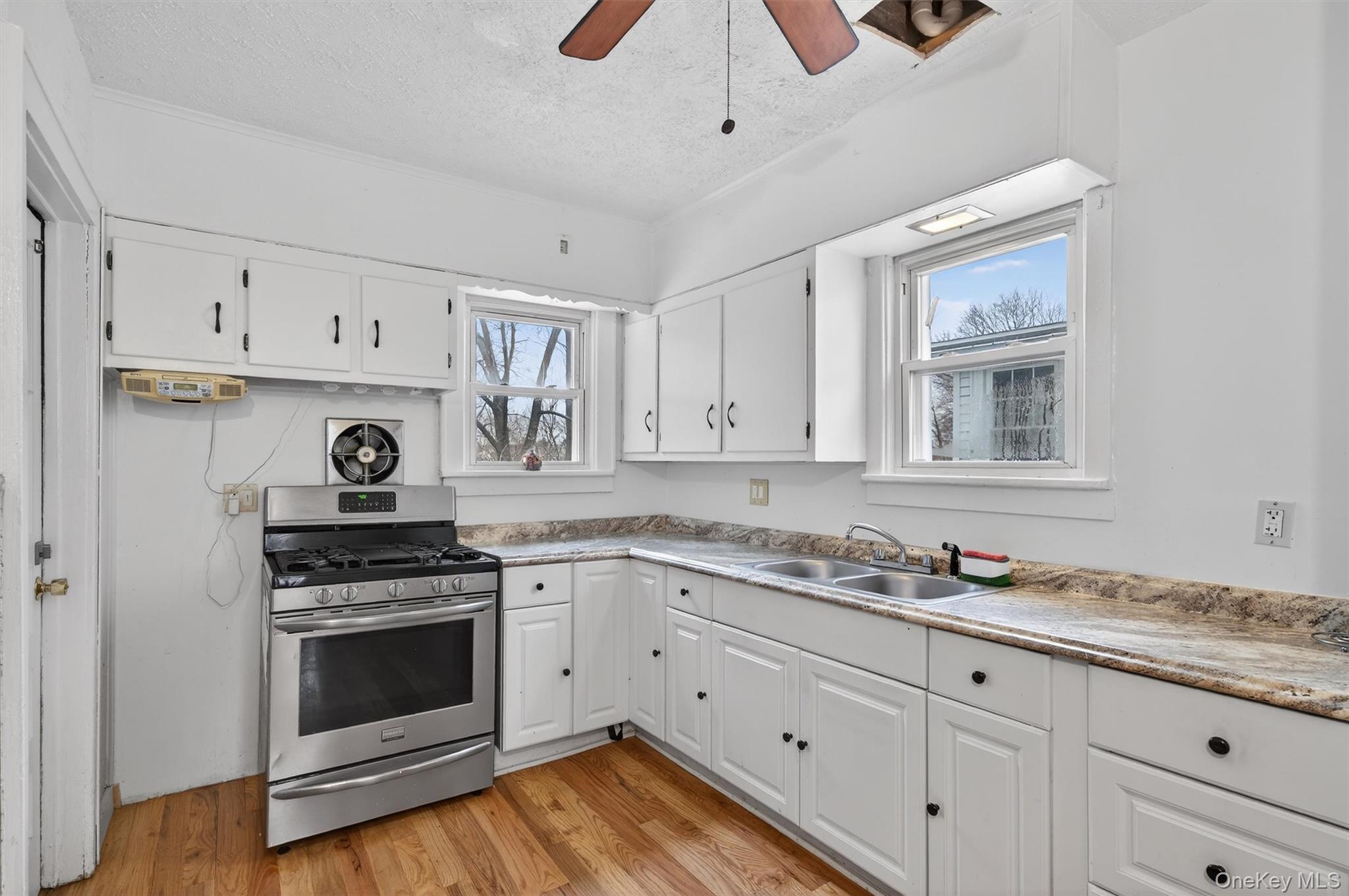 29 Lafayette Avenue, Middletown, NY 10940