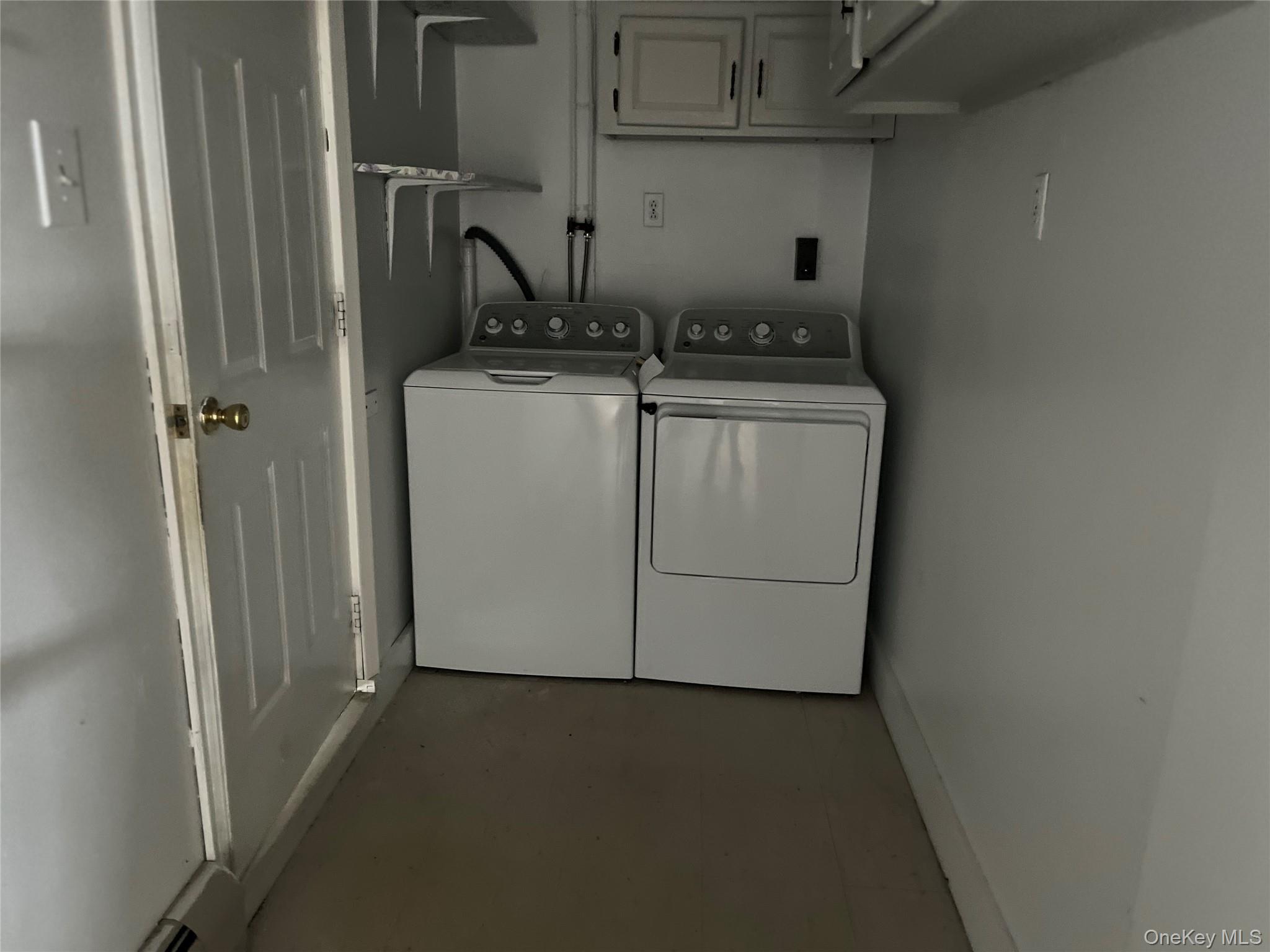 54 Ramble Lane, Levittown, NY 11756