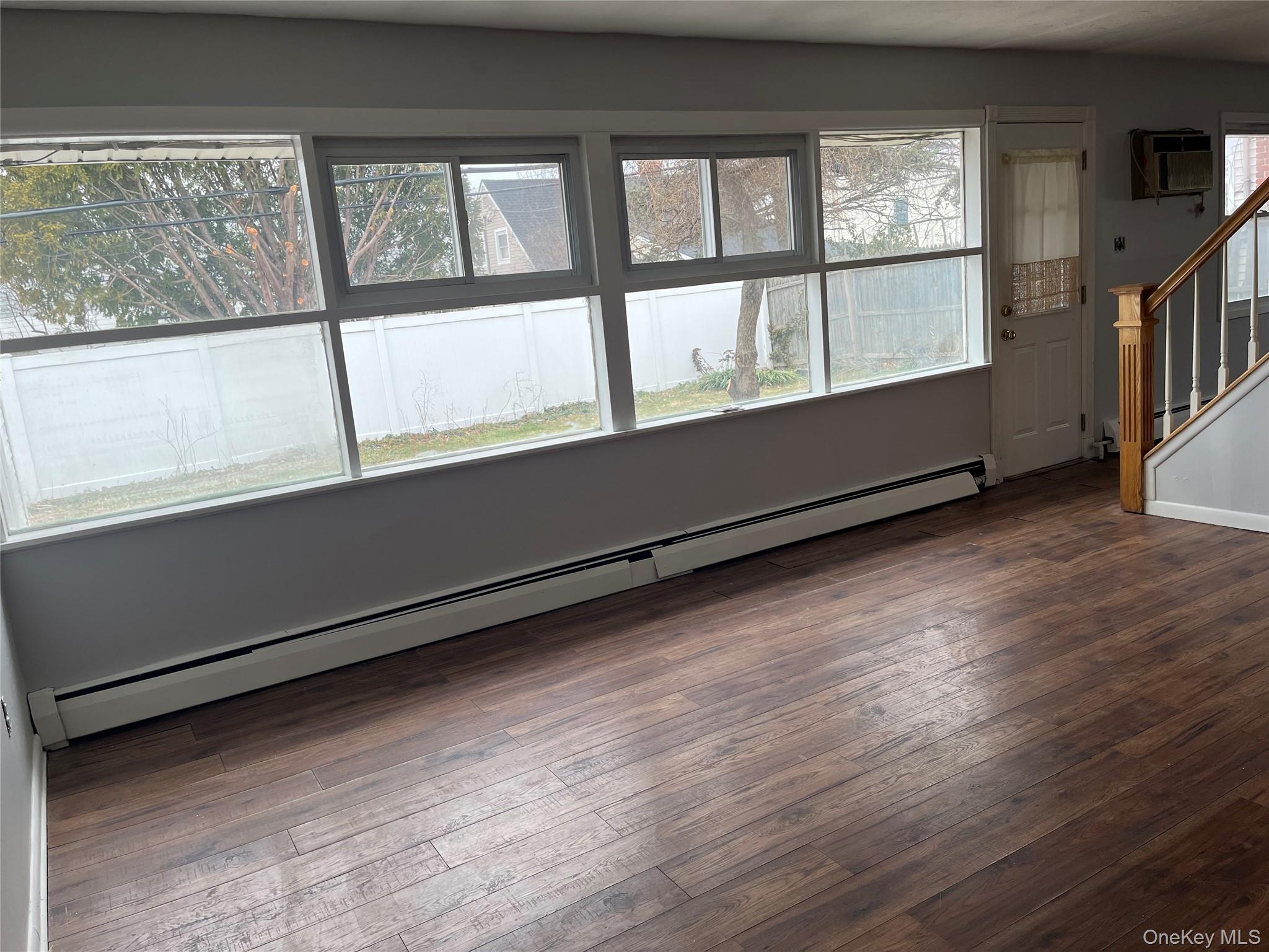 54 Ramble Lane, Levittown, NY 11756