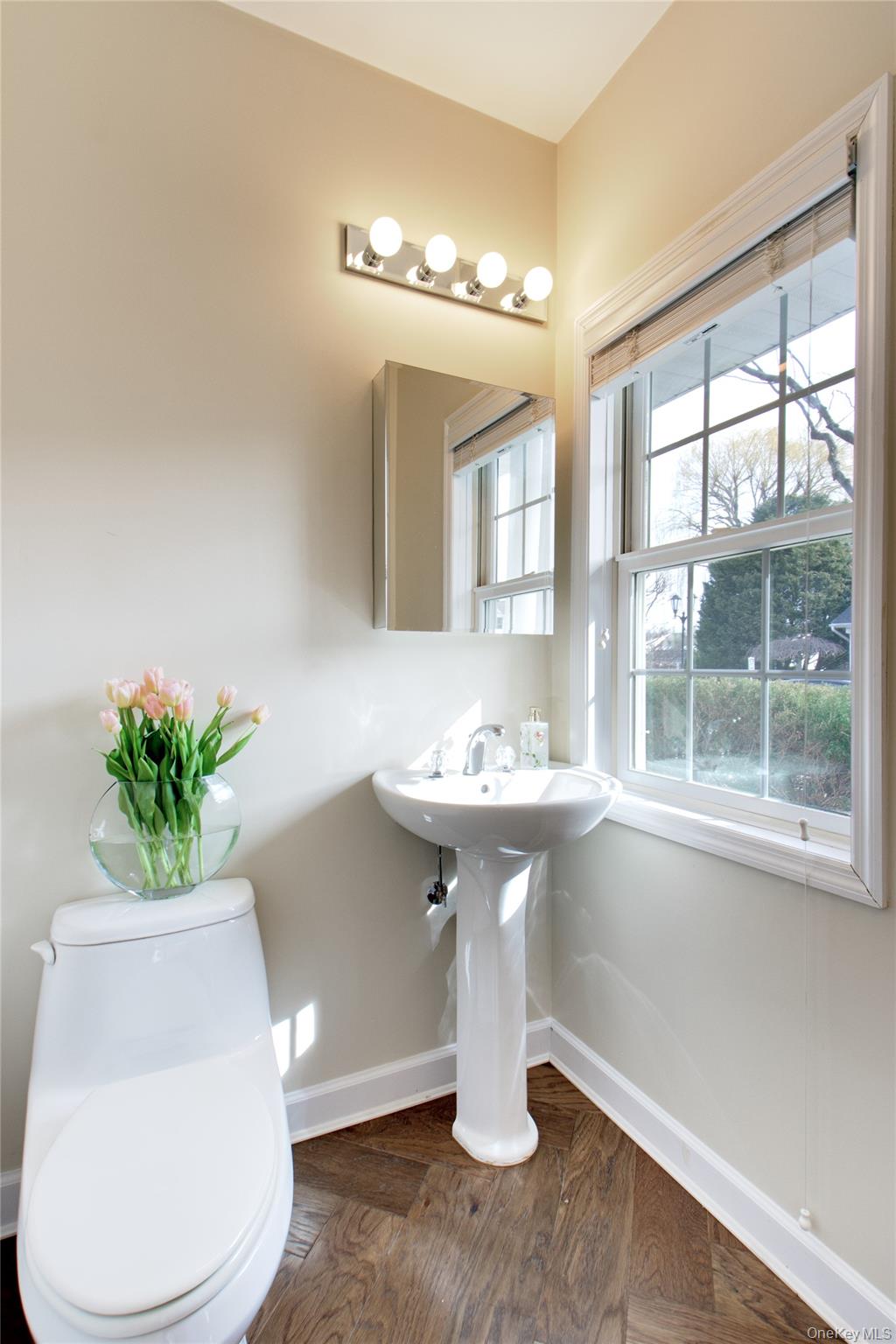 145 Pond View Drive, Port Washington, NY 11050