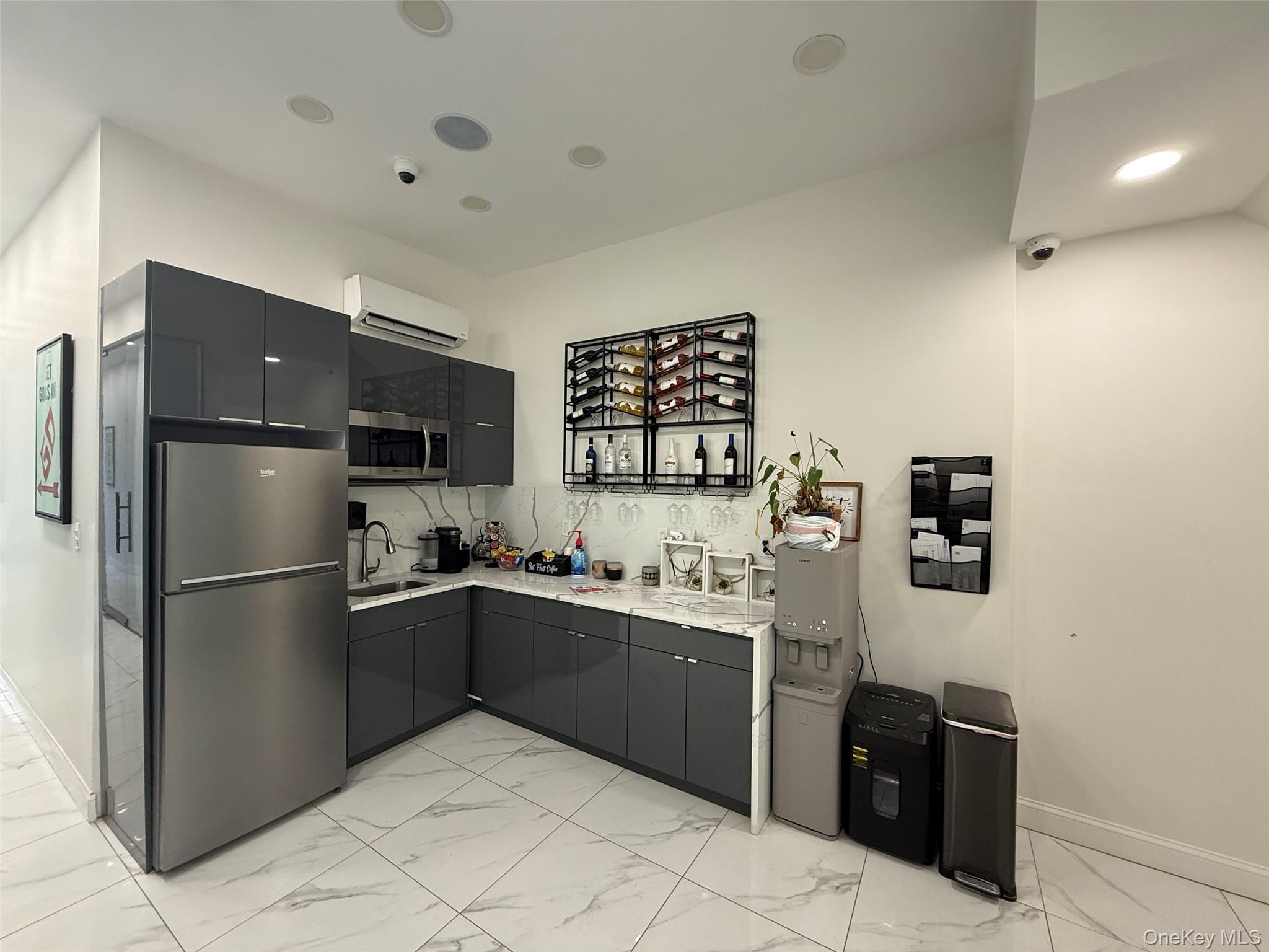 40-03 Bell Boulevard # 1FL, Bayside, NY 11361