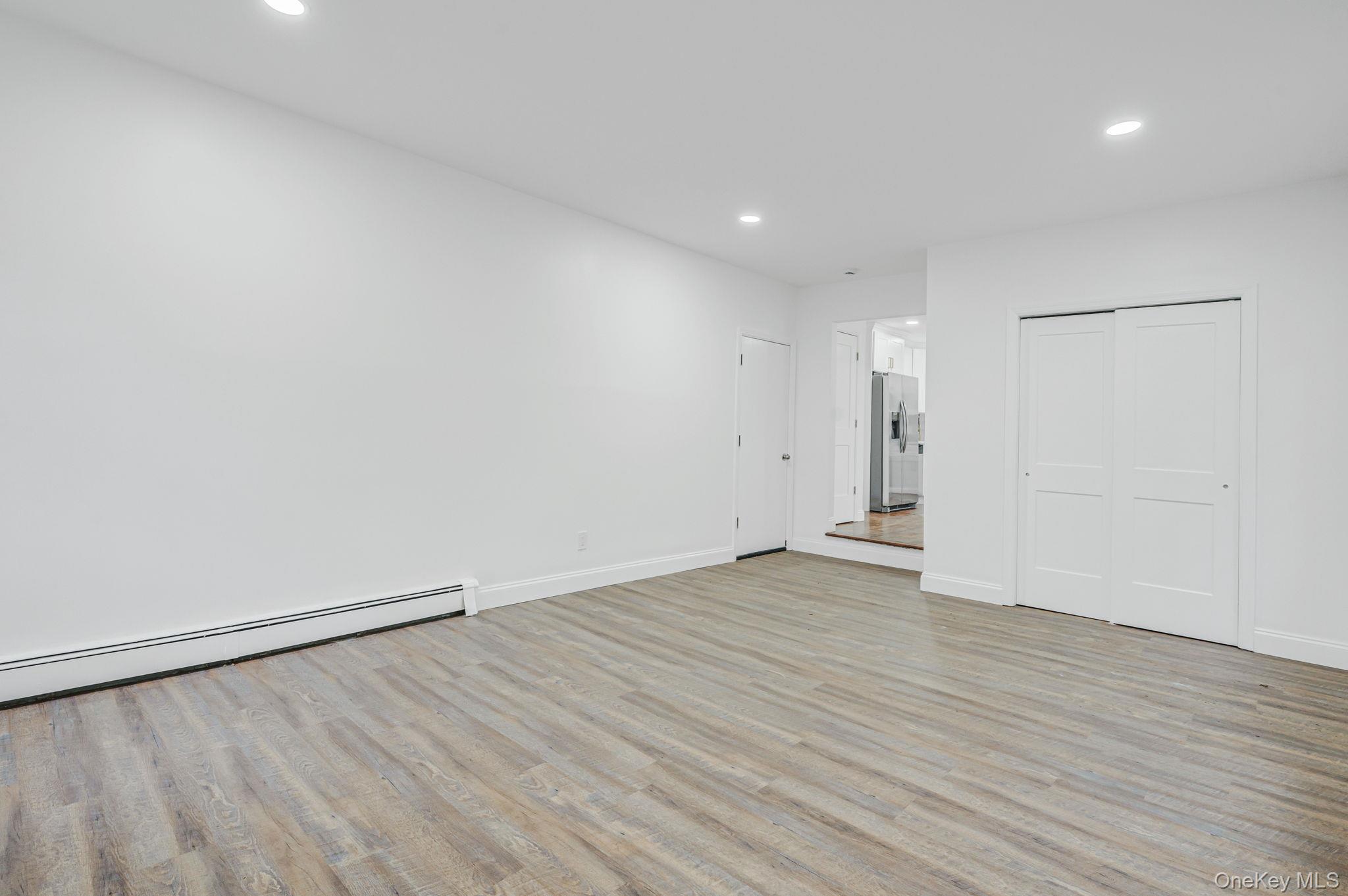 7 Spruce Court, Huntington, NY 11743