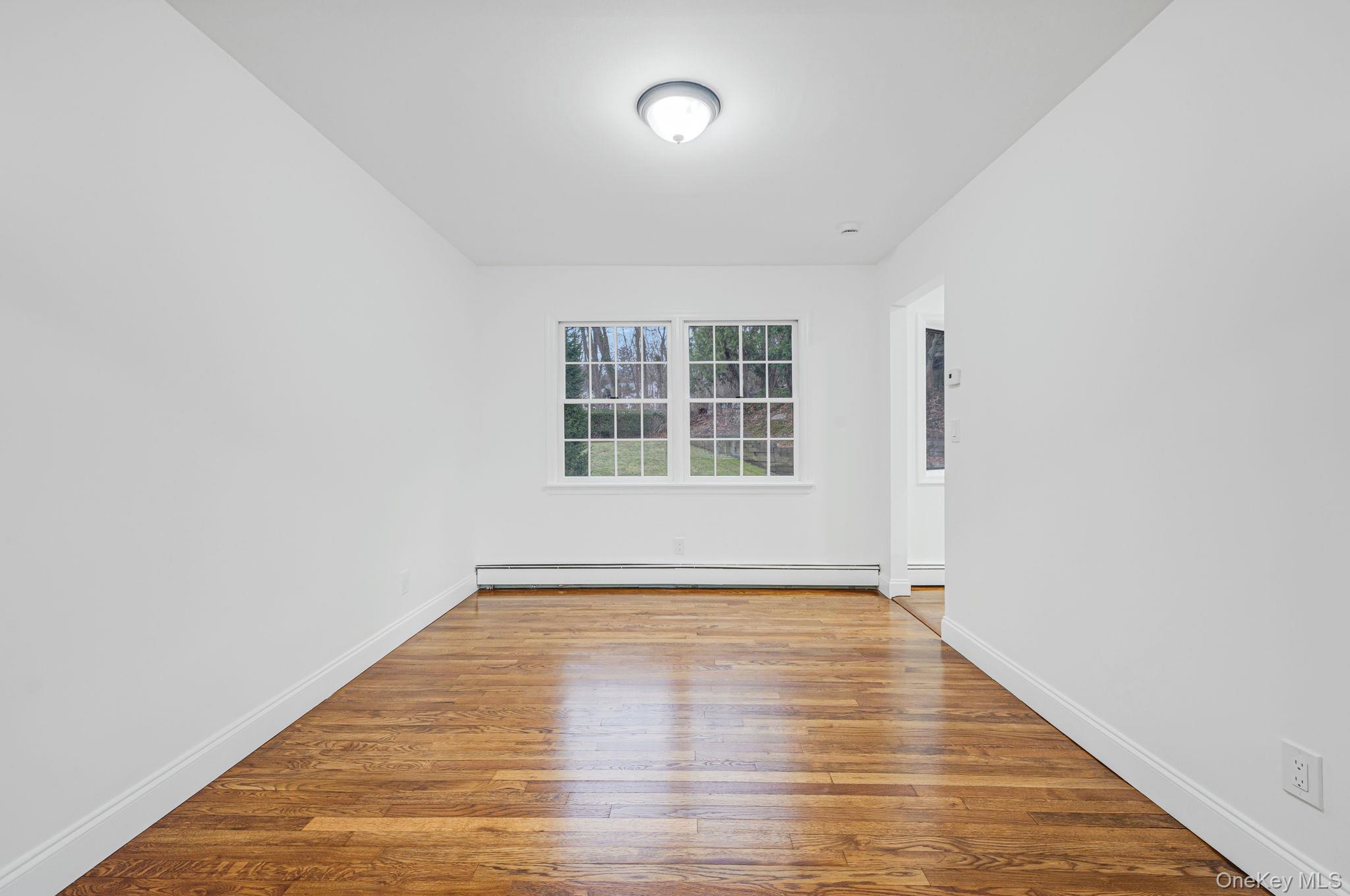 7 Spruce Court, Huntington, NY 11743