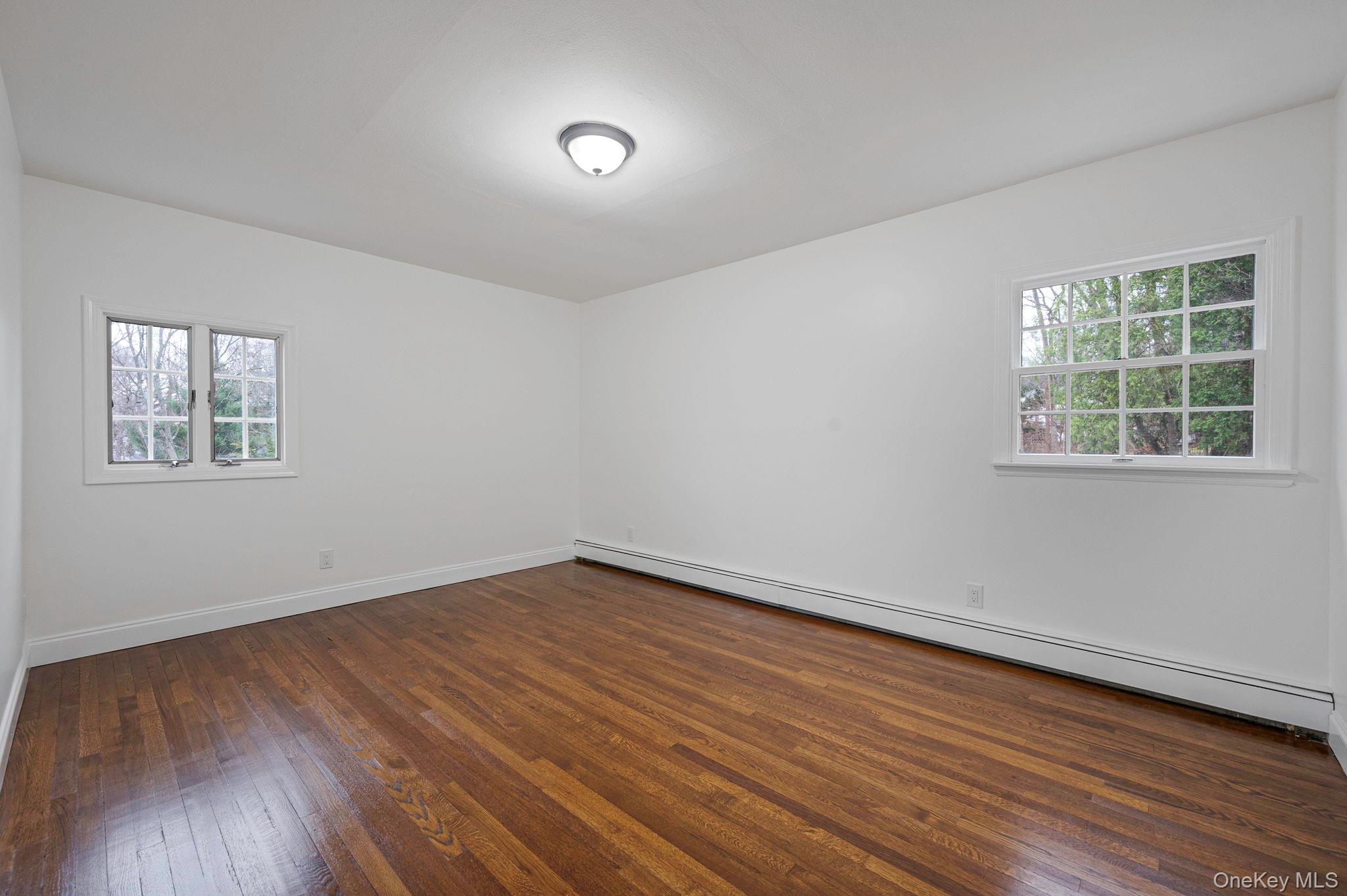 7 Spruce Court, Huntington, NY 11743