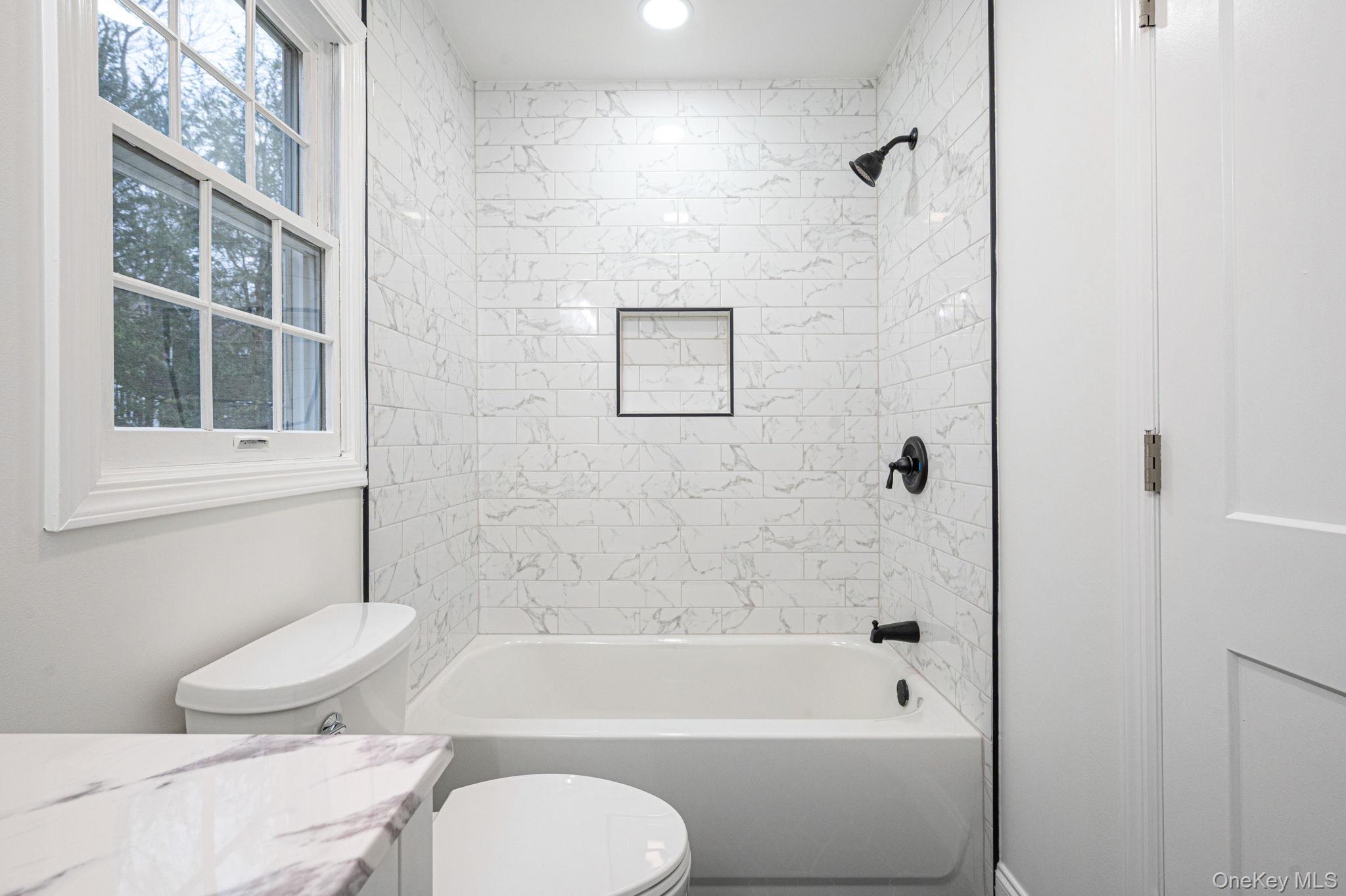 7 Spruce Court, Huntington, NY 11743