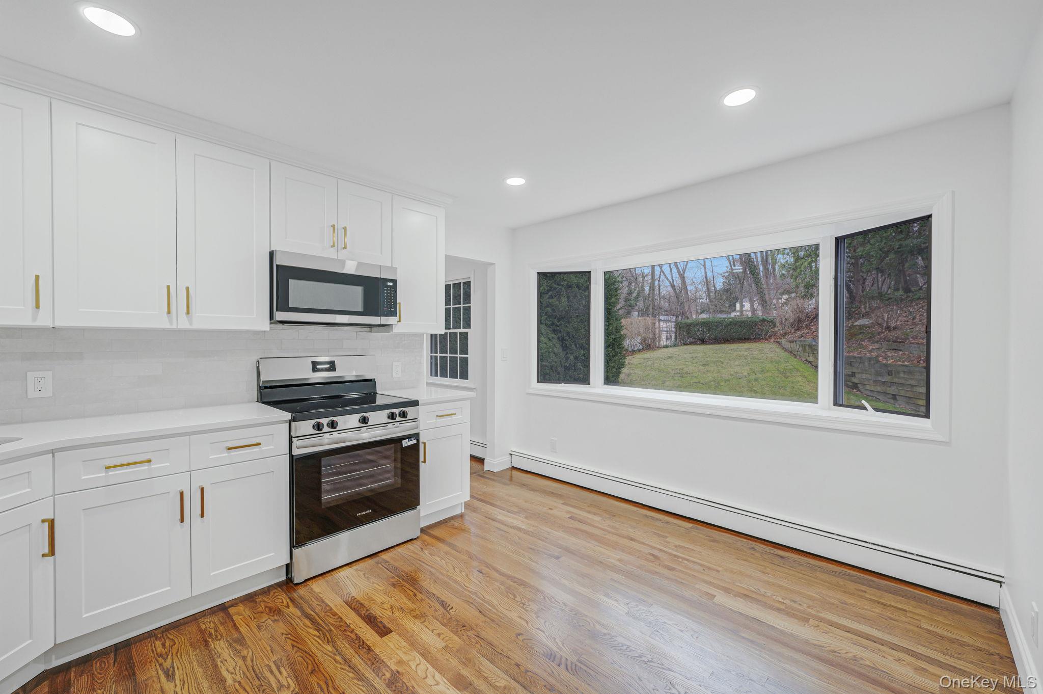 7 Spruce Court, Huntington, NY 11743