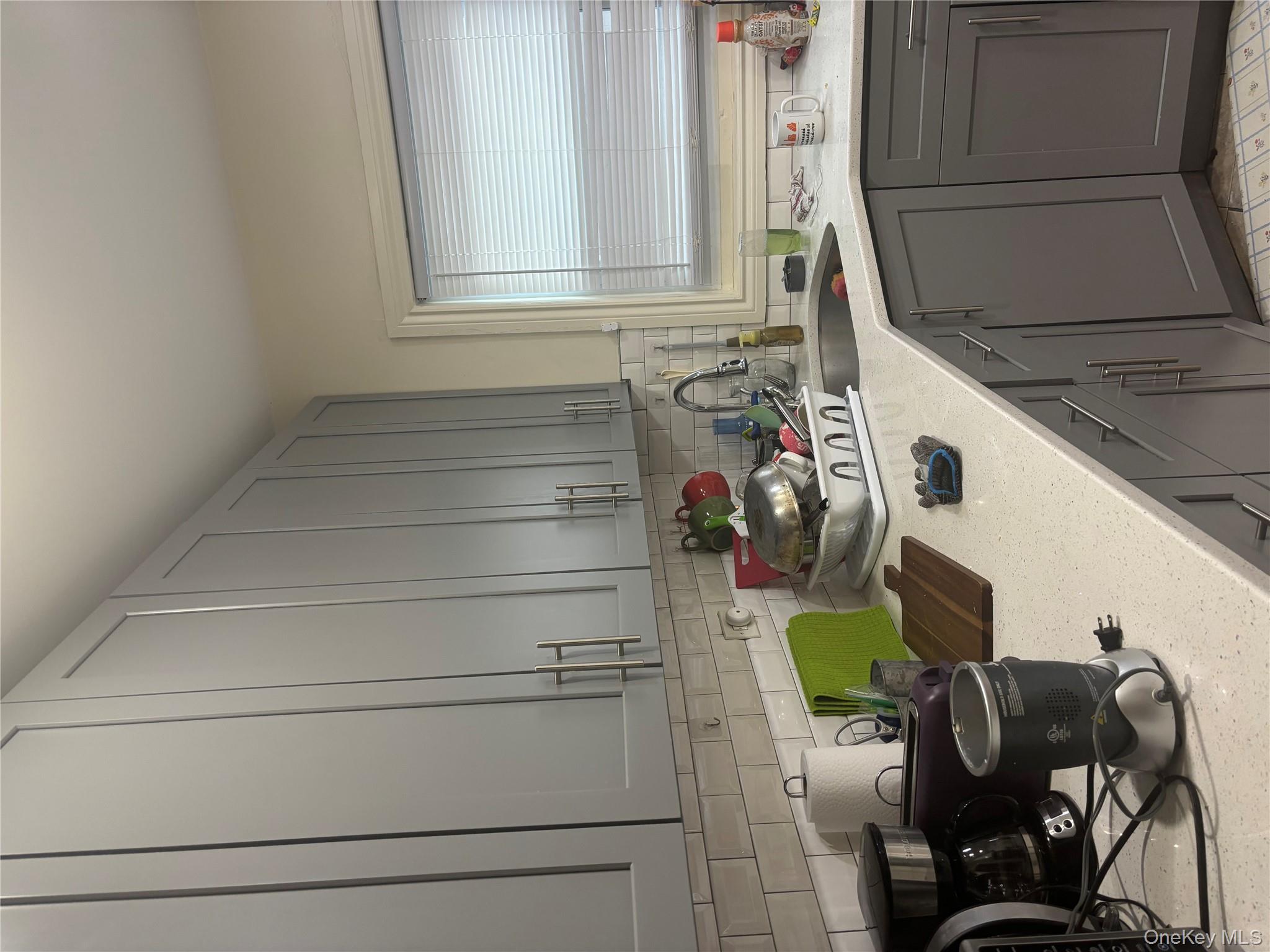 302 S 5th Avenue, Mount Vernon, NY 10550